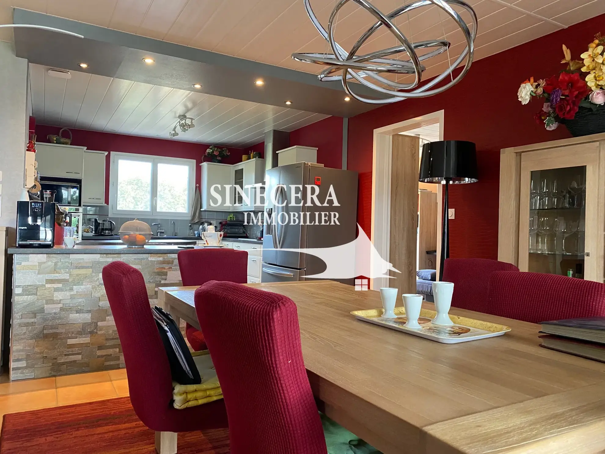 Belle maison contemporaine à Riberac avec grand terrain et garage proche commodités 