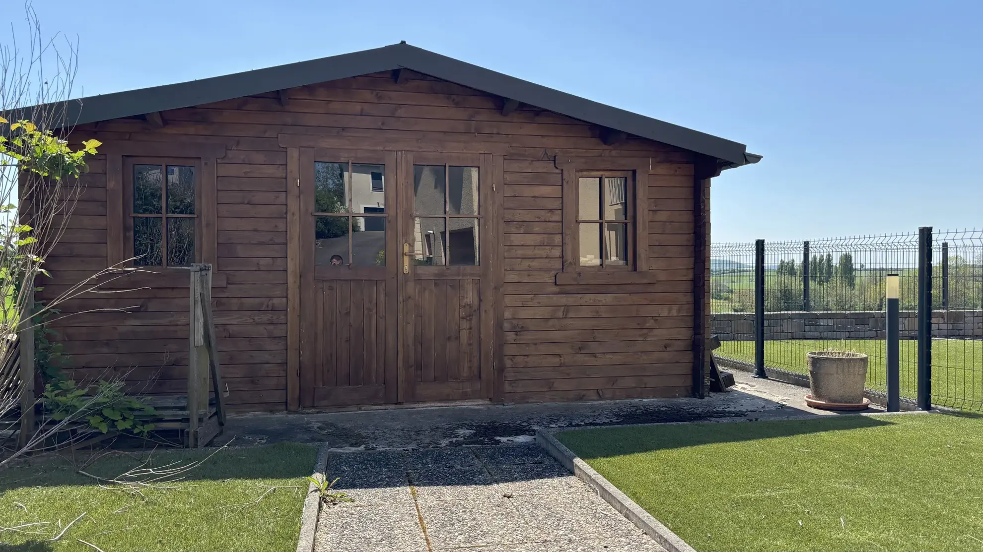 Maison moderne de plain-pied à Morhange avec sous-sol et terrain plat 