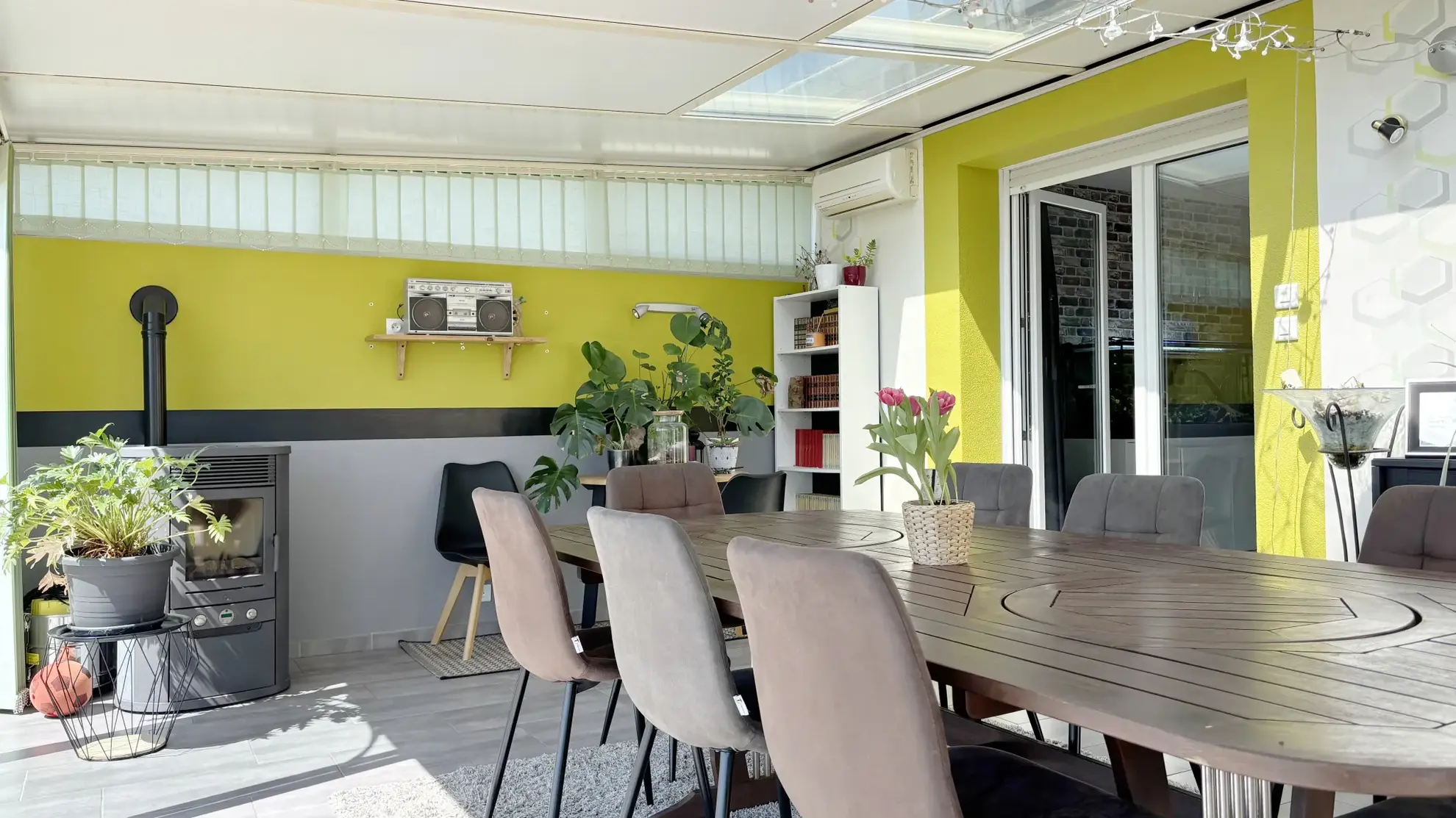 Maison moderne de plain-pied à Morhange avec sous-sol et terrain plat 