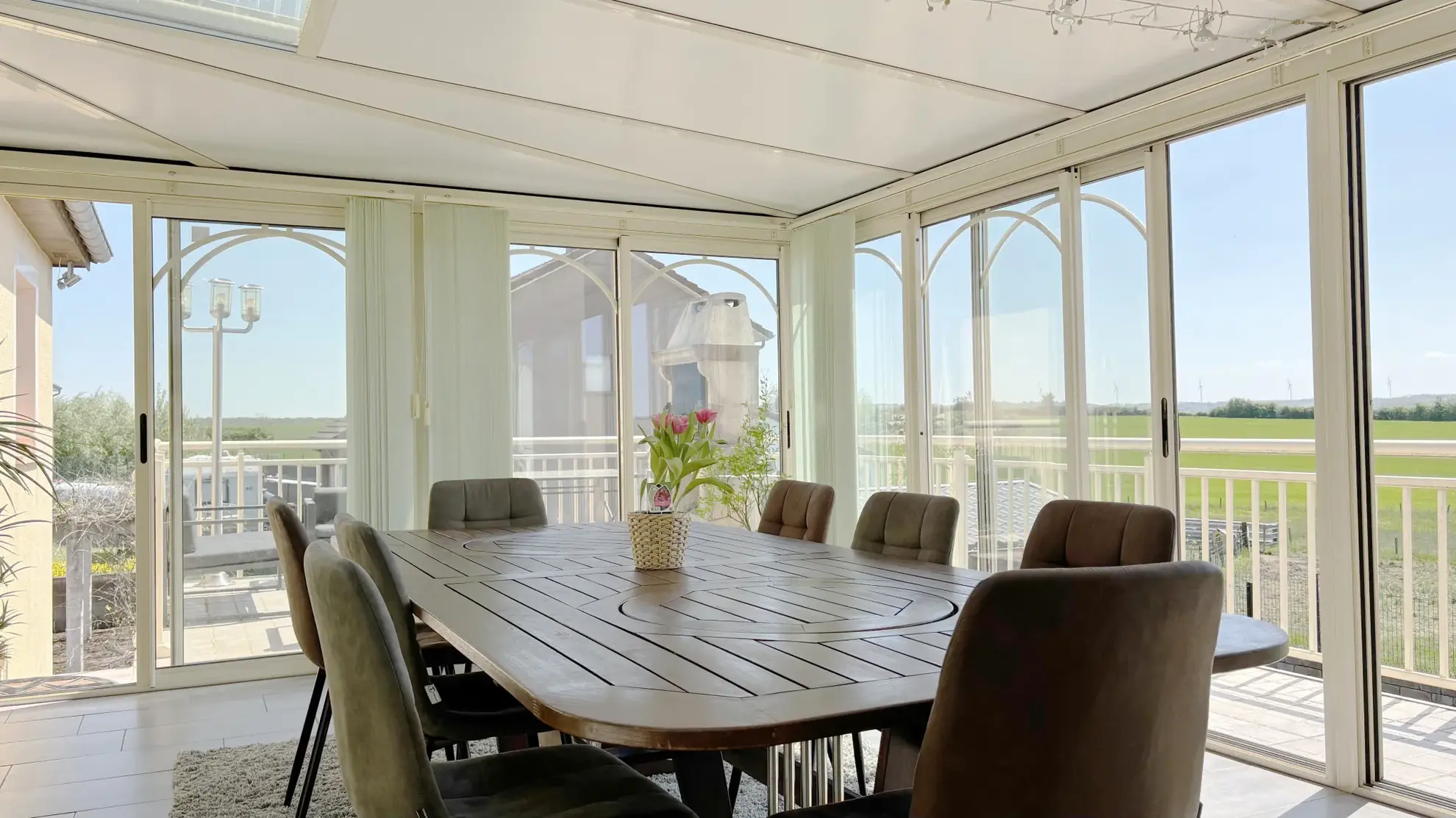 Maison moderne de plain-pied à Morhange avec sous-sol et terrain plat 