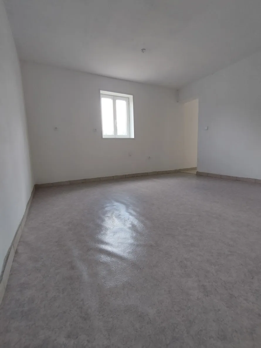 Maison de plain-pied à Saint-Pol-sur-Ternoise proche gare – 61 m² à rénover 