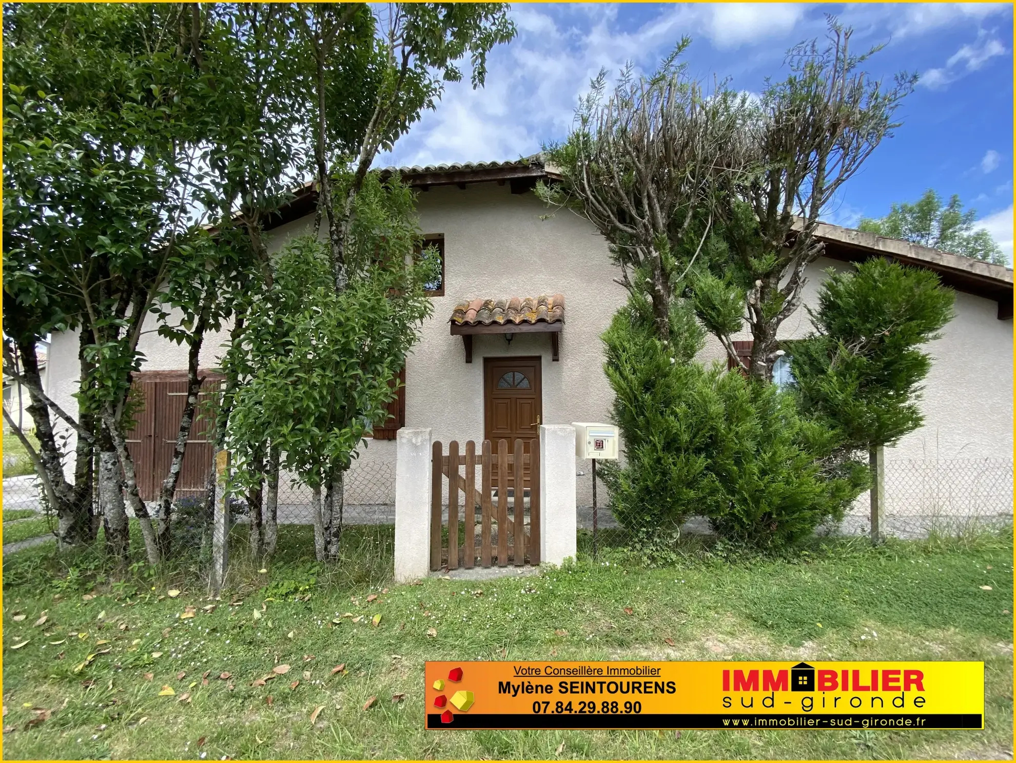 Maison de village en pierre avec jardin et garage à Auros