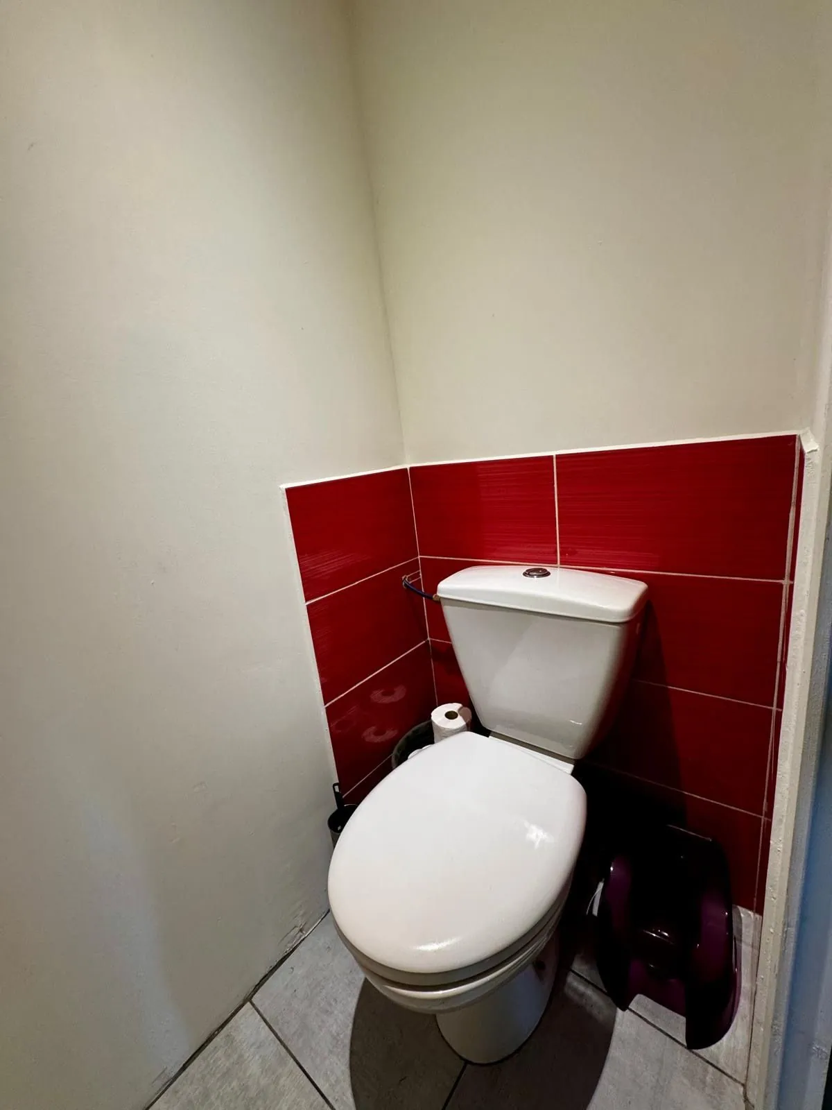 Maison de campagne à vendre à Marcigny - 2 chambres, jardin et dépendances 