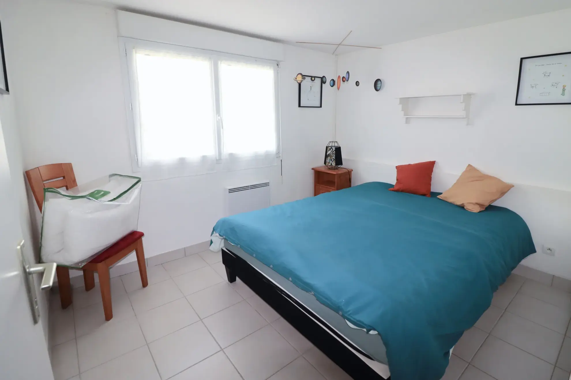 Maison à vendre à Montendre avec 2 chambres, patio et proximité du centre-ville 