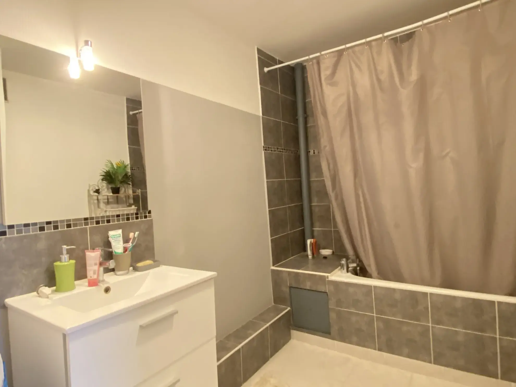 Appartement 2 pièces à Perpignan avec balcon et cave – Quartier des Fleurs 