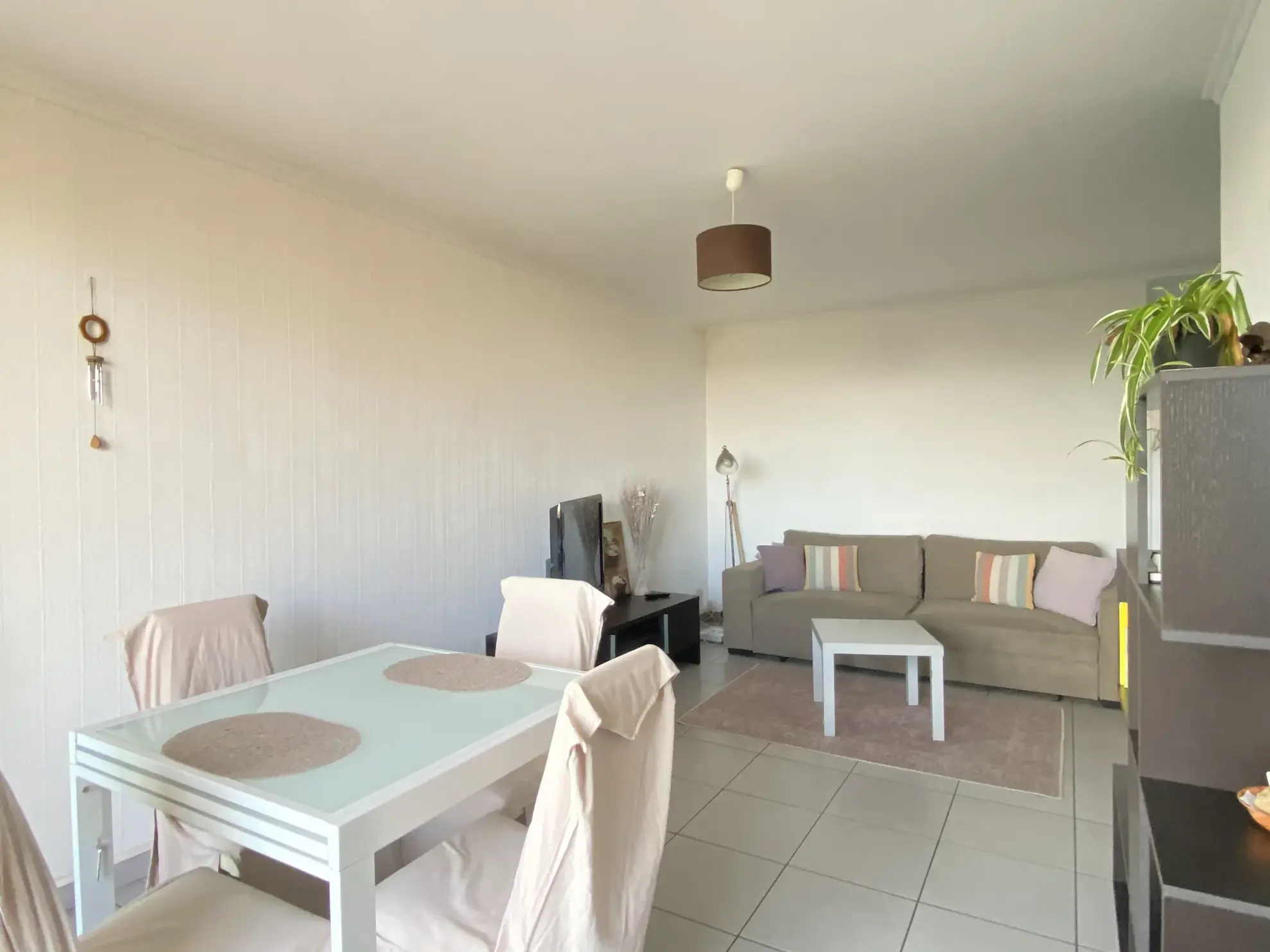 Appartement 2 pièces à Perpignan avec balcon et cave – Quartier des Fleurs 