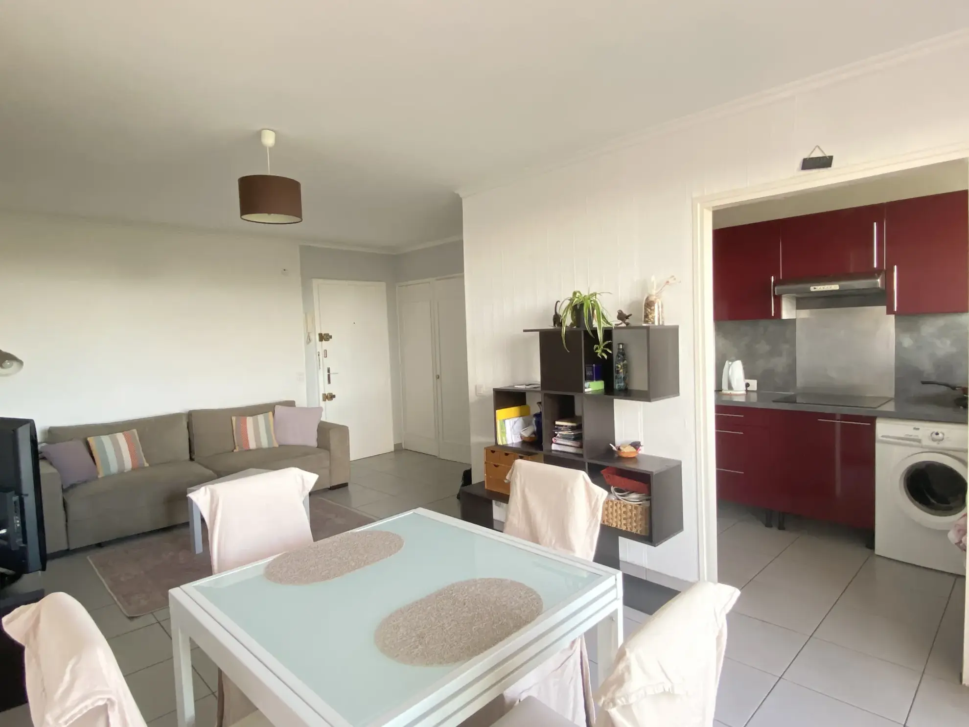 Appartement 2 pièces à Perpignan avec balcon et cave – Quartier des Fleurs 
