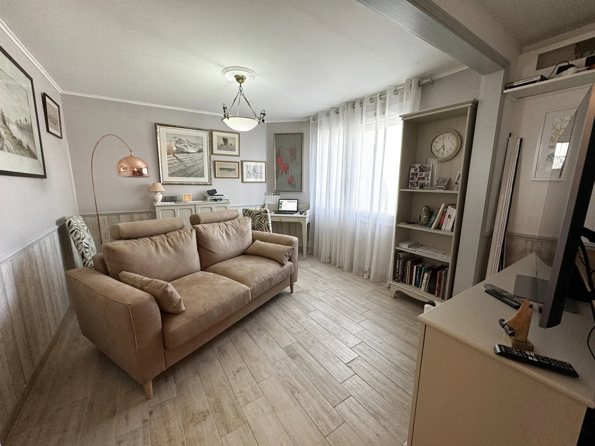 Maison de village rénovée à Arvert, 95 m², proche plages et commerces 