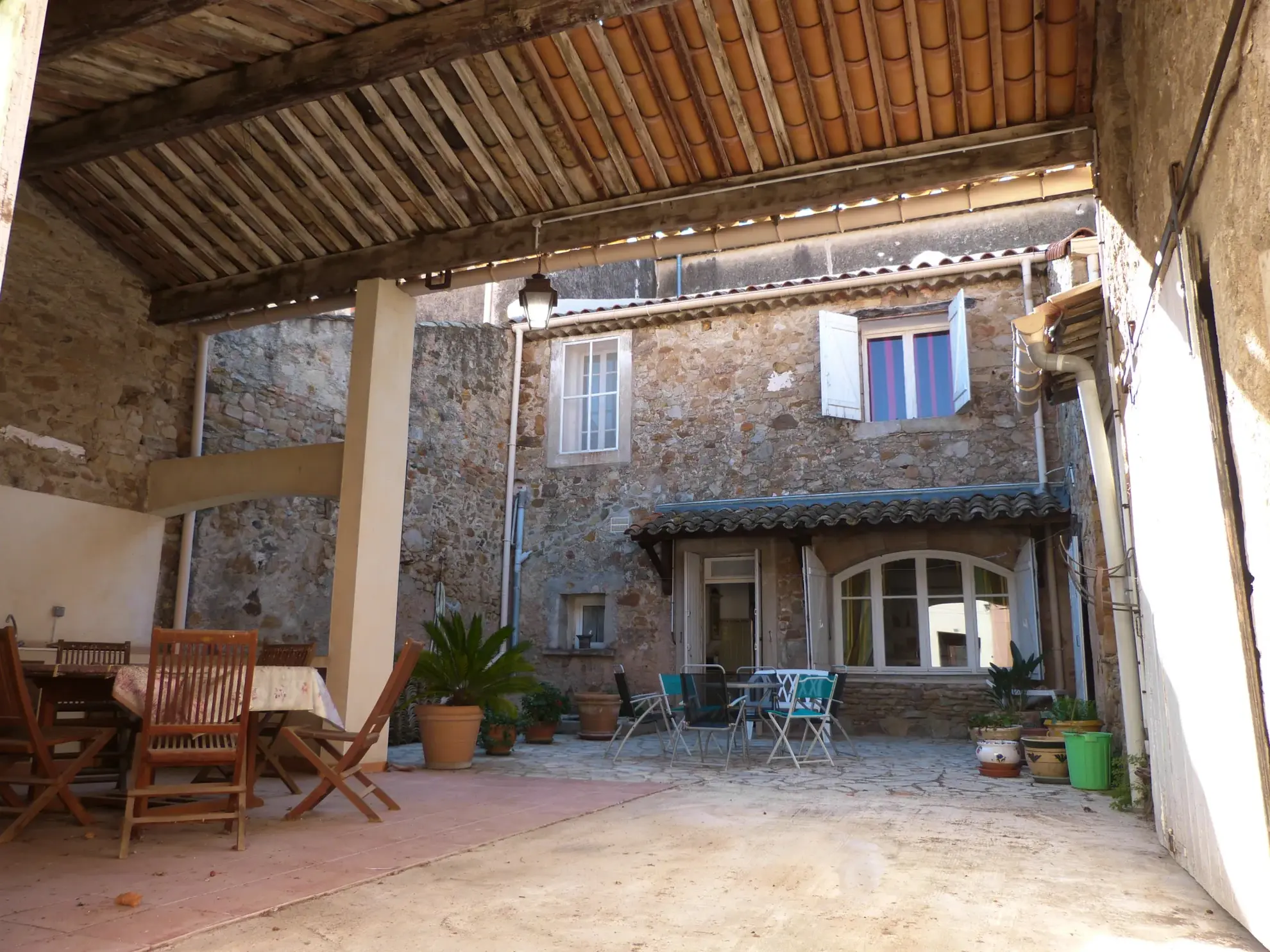 Magnifique maison de maître de 280 m² à Gabian avec 5 chambres et grand extérieur