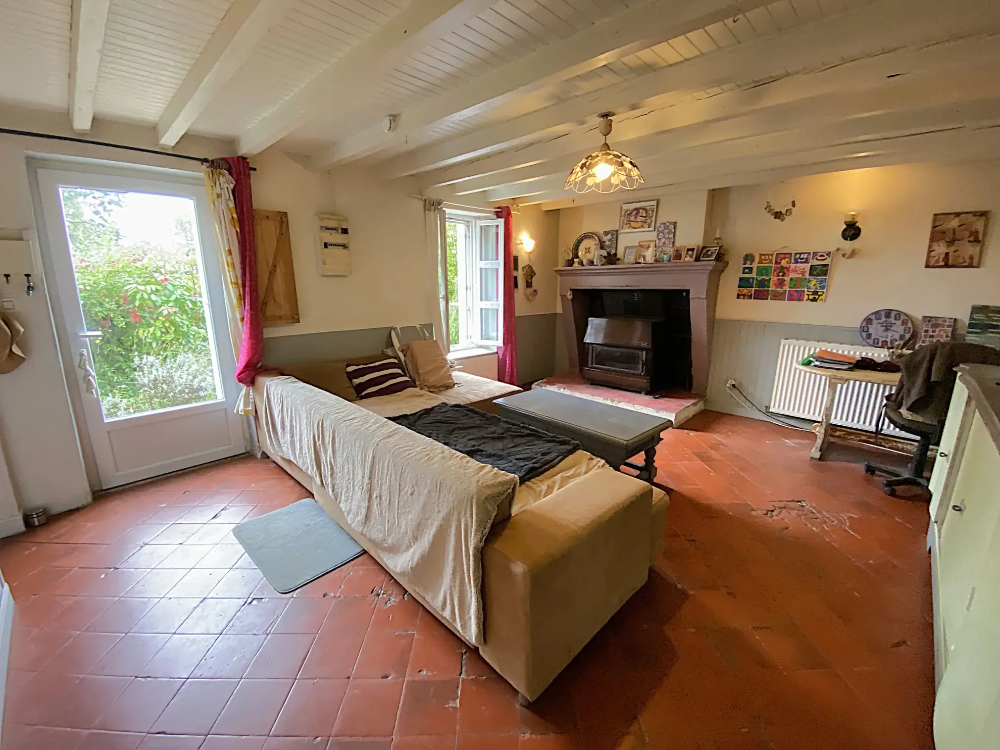 Maison en pierre de 105 m² avec grange attenante à Lamothe Landerron 