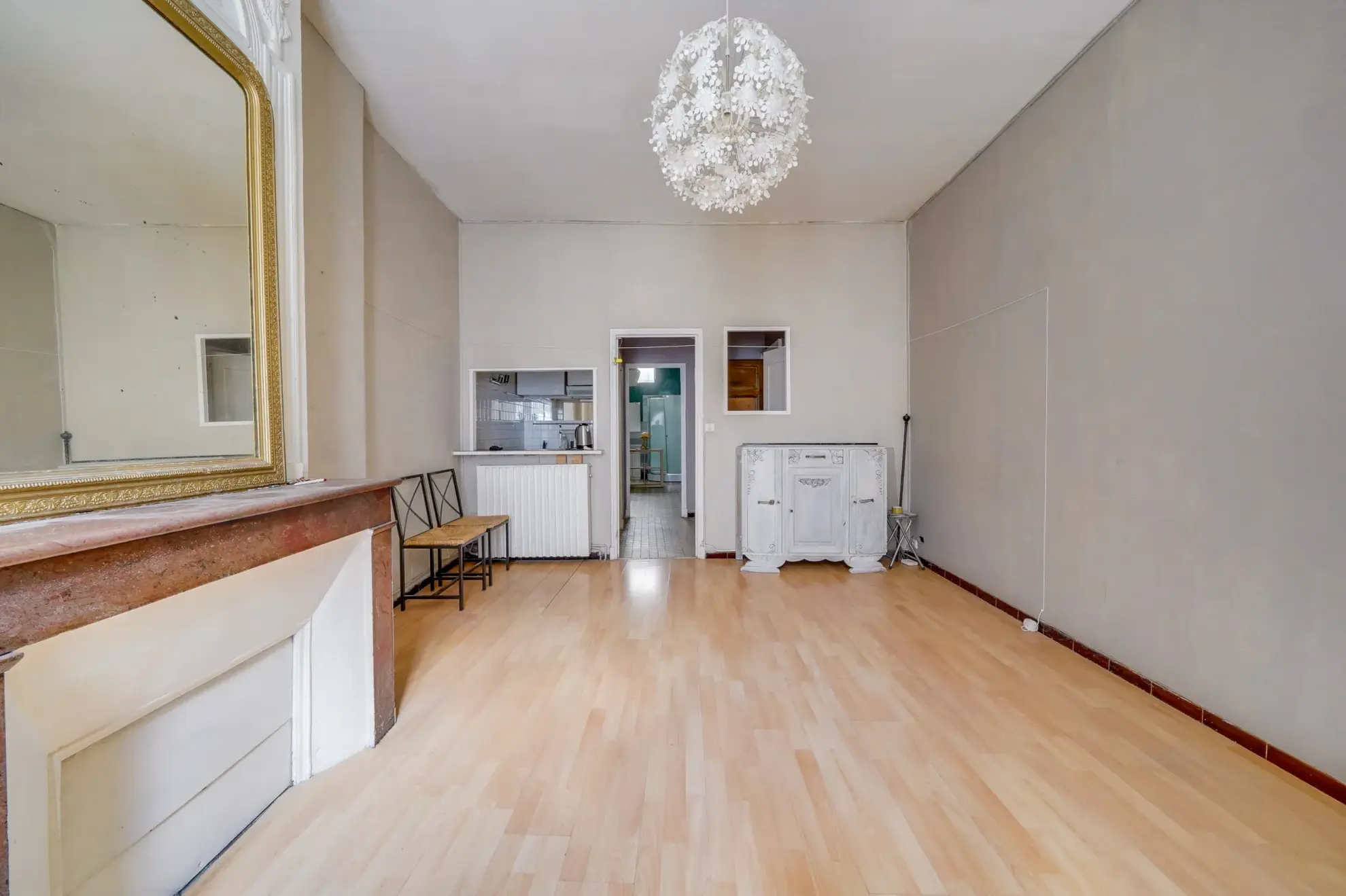Appartement T2 de 45m² en rez-de-chaussée à Bordeaux avec cave et emplacement 