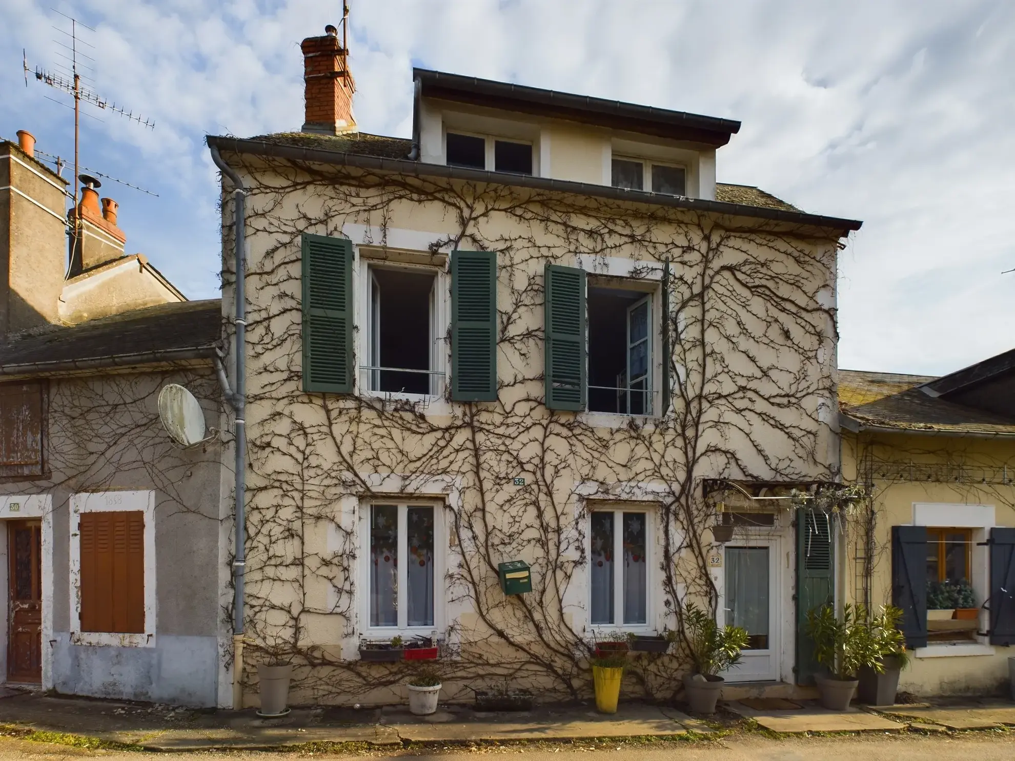 Maison de village à Saint-Saulge (58 130) avec jardin, charme de l’ancien et confort moderne 