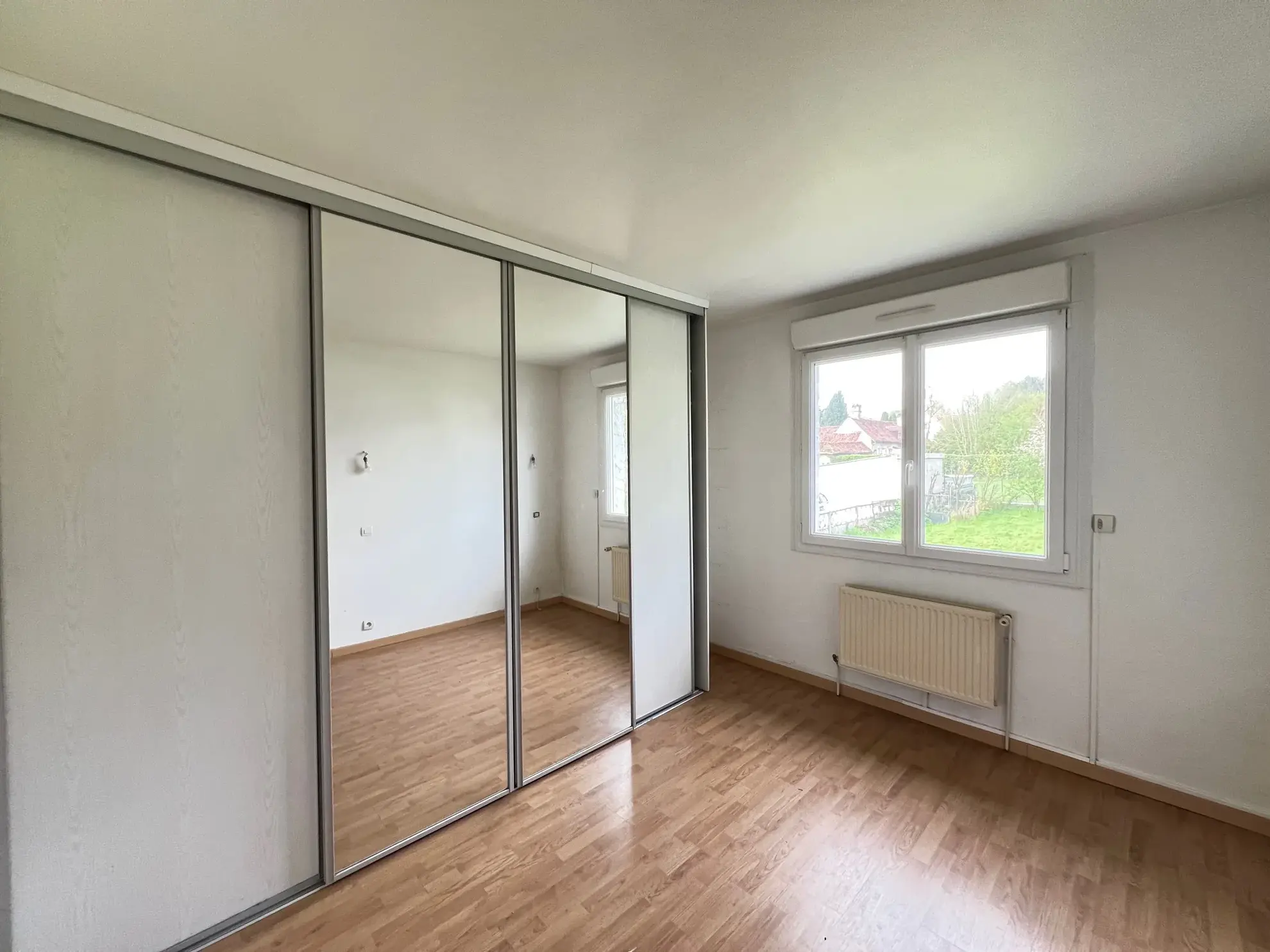 Maison 5 chambres proche d'Abbeville avec jardin et sous-sol complet 