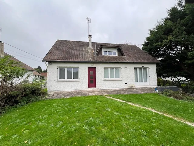 Maison 5 chambres proche d'Abbeville avec jardin et sous-sol complet 