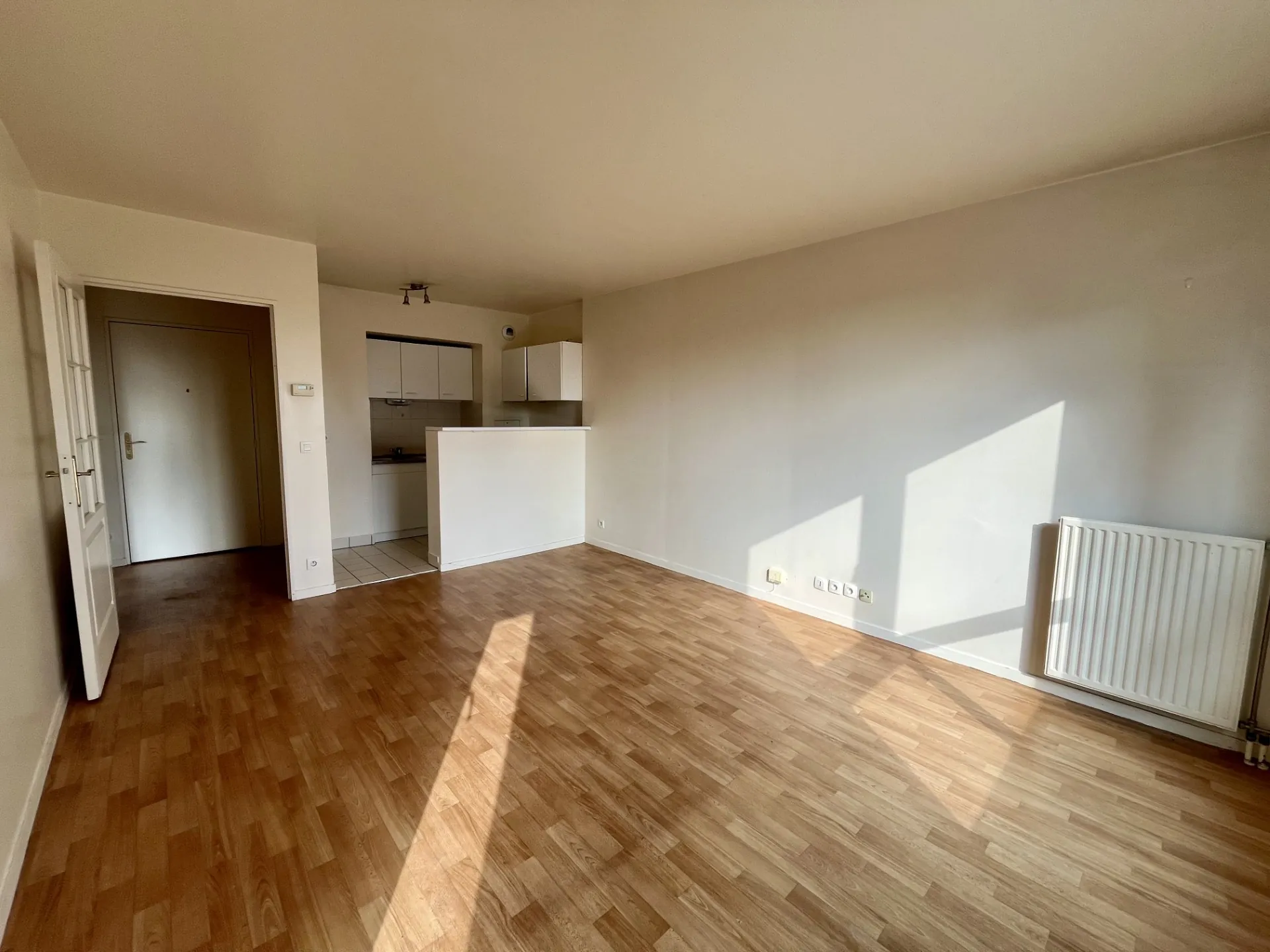 Appartement 2 pièces à vendre à Courbevoie près de La Défense 