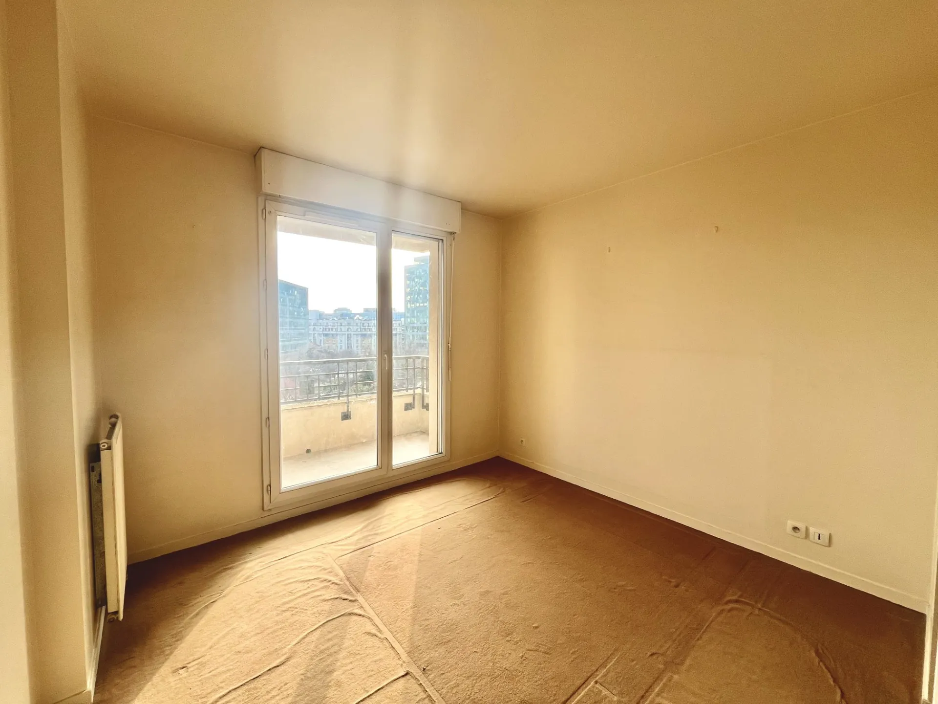 Appartement 2 pièces à vendre à Courbevoie près de La Défense 