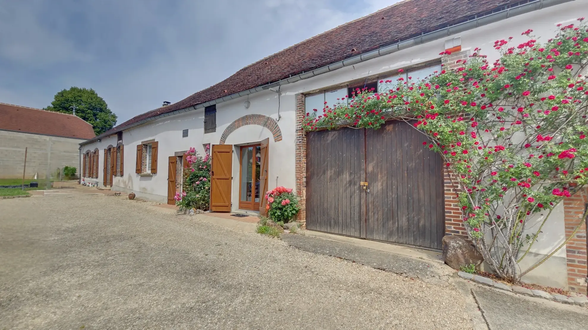 Maison authentique de 150 m² à Looze avec dépendances et jardin