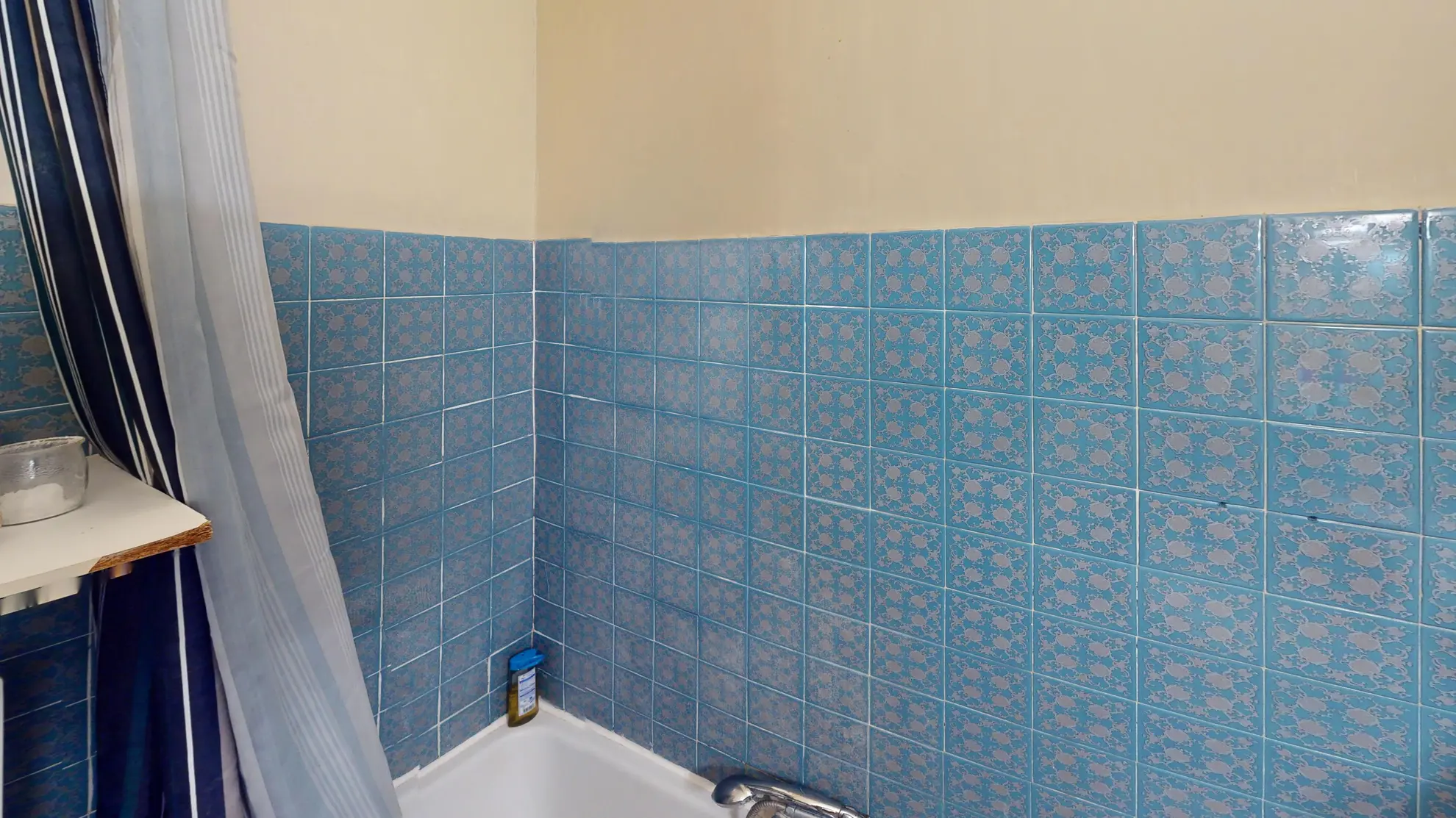 Appartement 2 pièces à Paris 15e proche métro - Dernier étage, faibles charges 