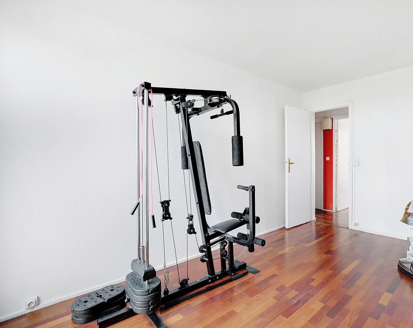 A vendre appartement 3 pièces à Fontenay-sous-Bois, Vue dégagée, Balcon, Cave et Parking 