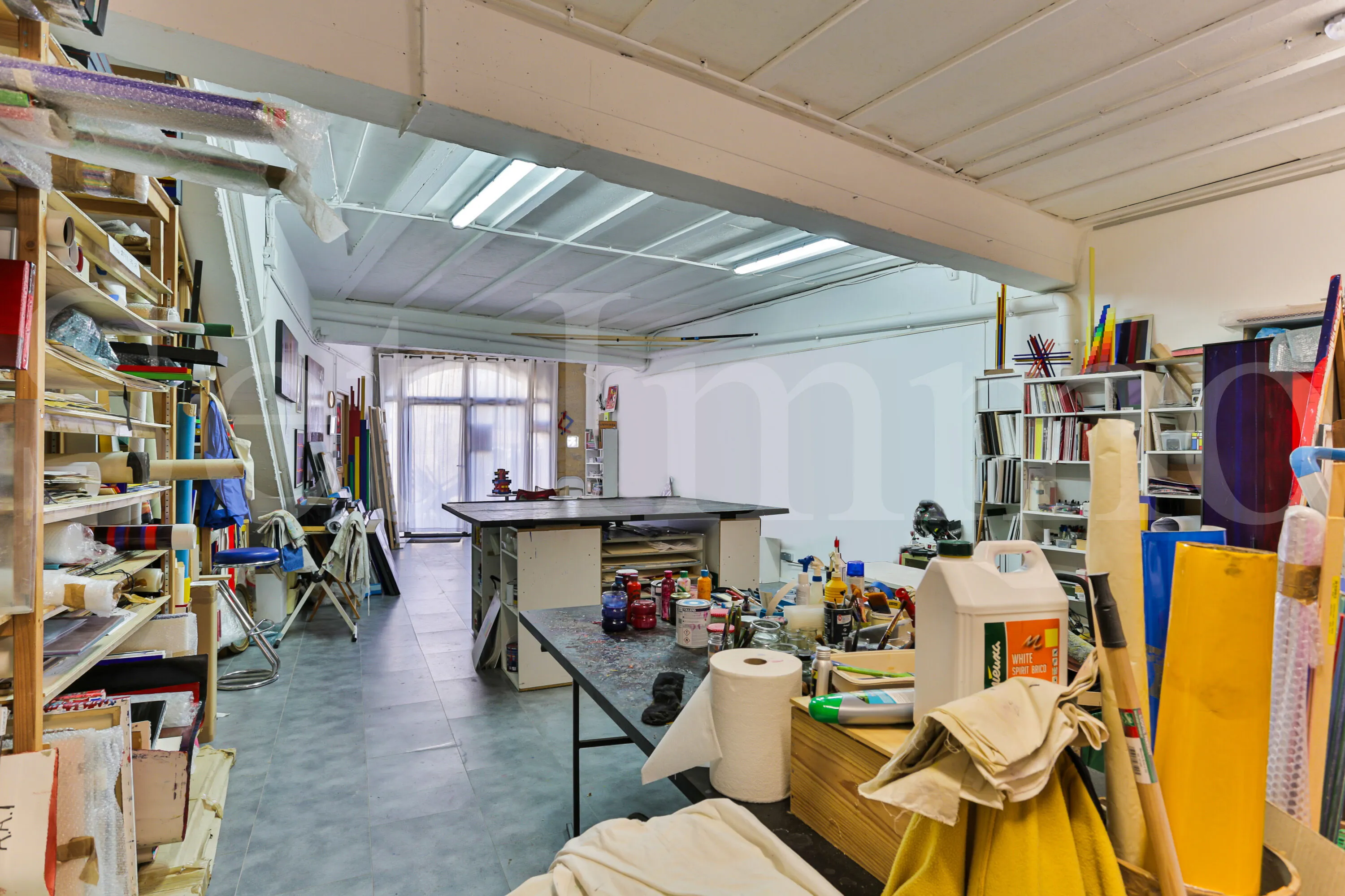 Belle maison de village avec terrasse et espace professionnel à Collias 