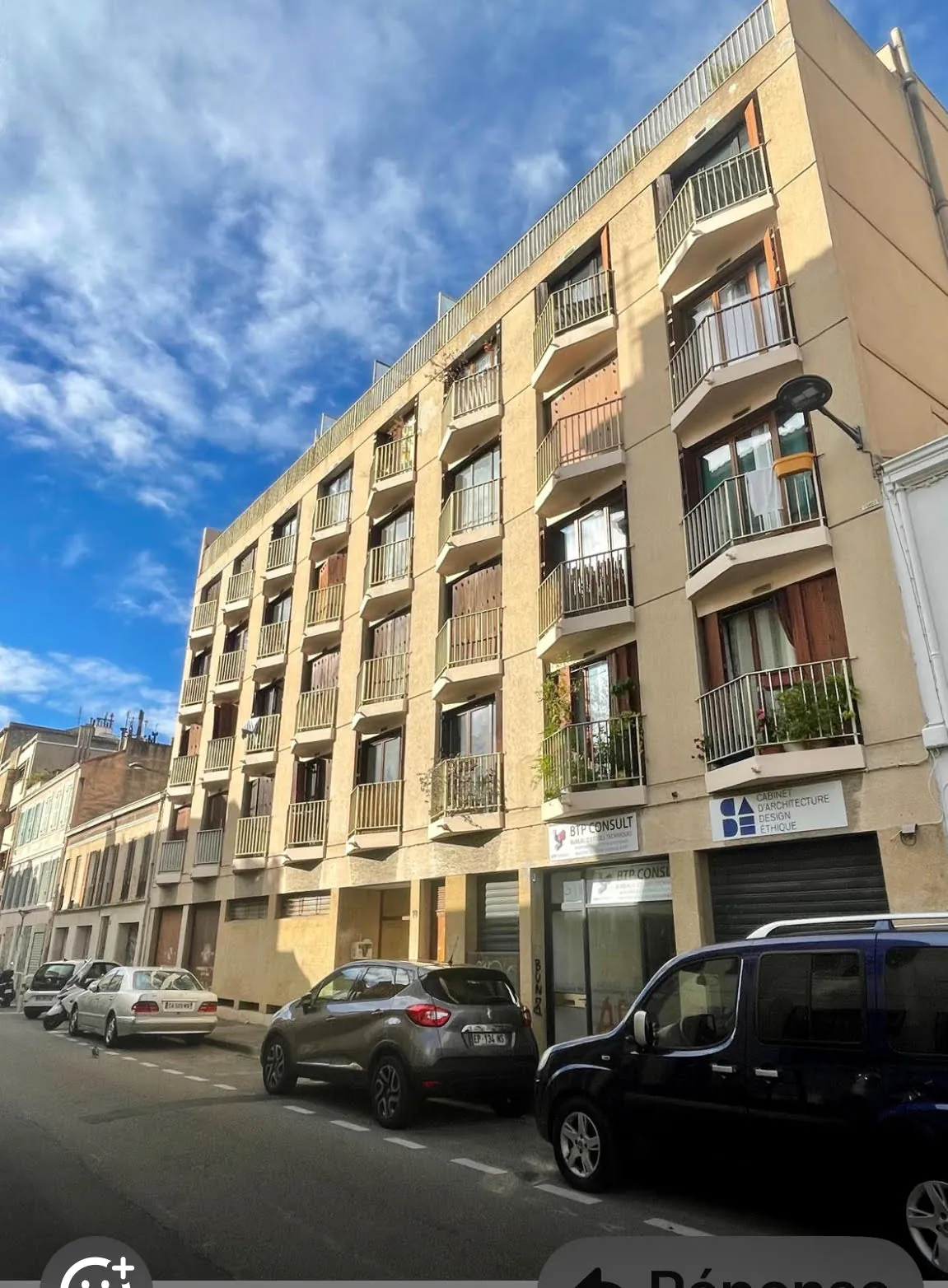 Charmant appartement 1 pièce de 30 m² à Marseille dans le quartier Baille 