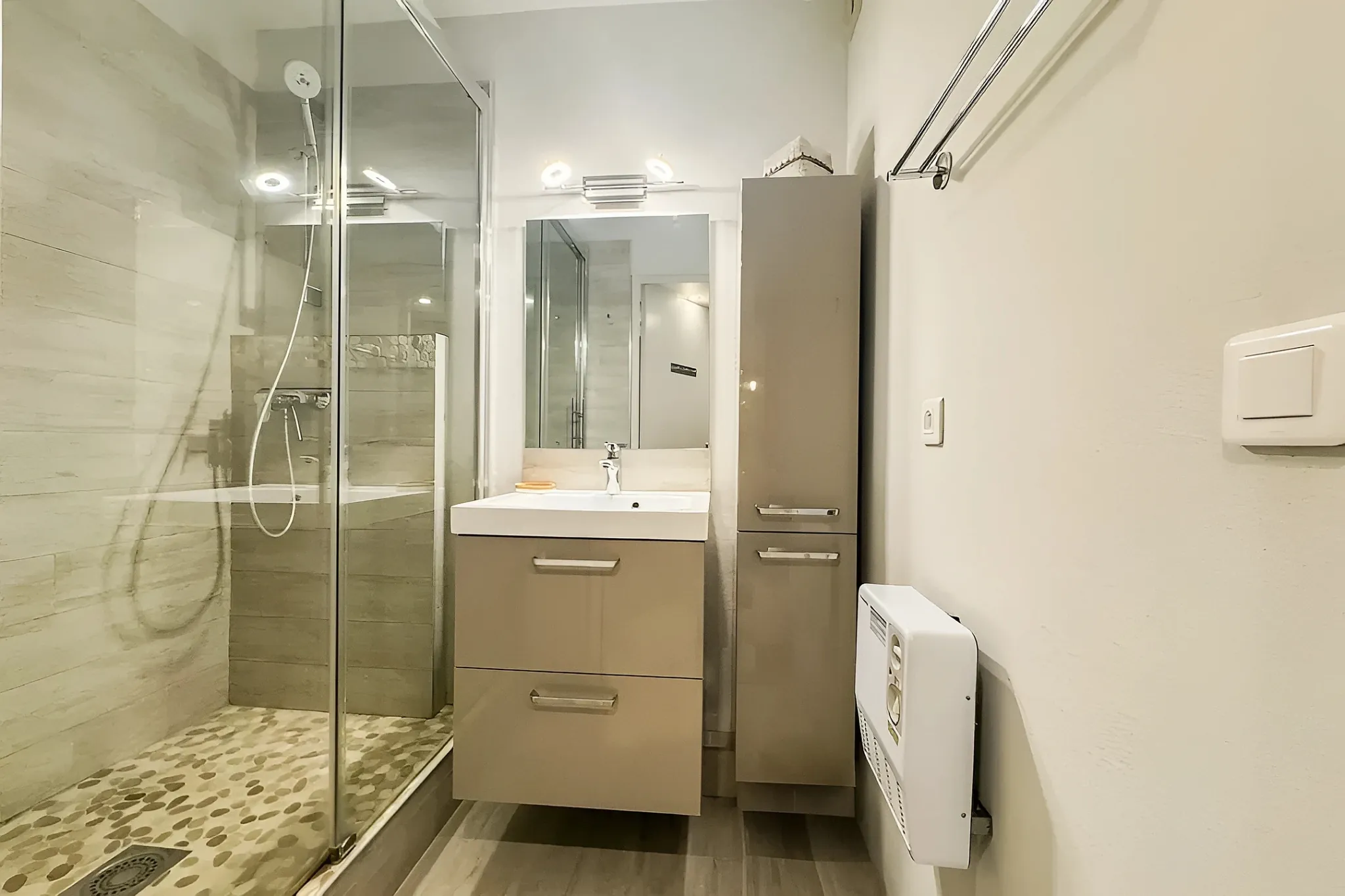 Appartement T2 rénové avec terrasse à La Grande Motte, proximité Golf 