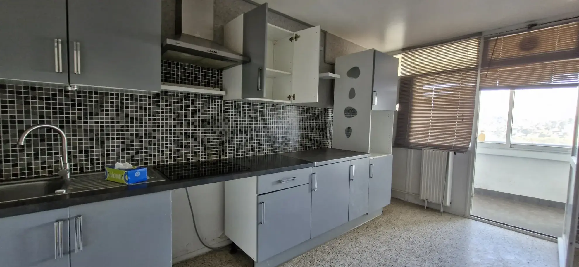 Appartement de type F4 à Villars avec cave et garage - 85 m², vue dégagée 