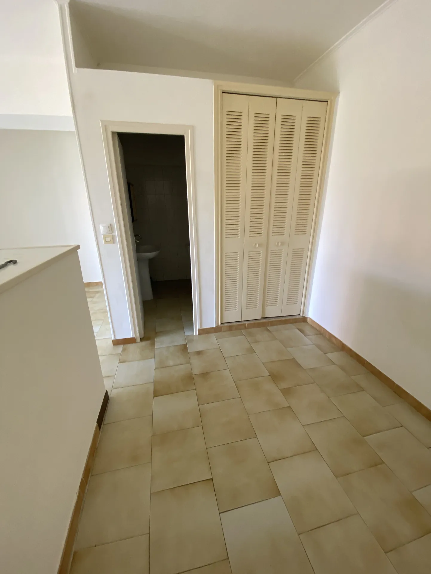 Studio de 31 m² avec terrasse à Solenzara, au centre du village 