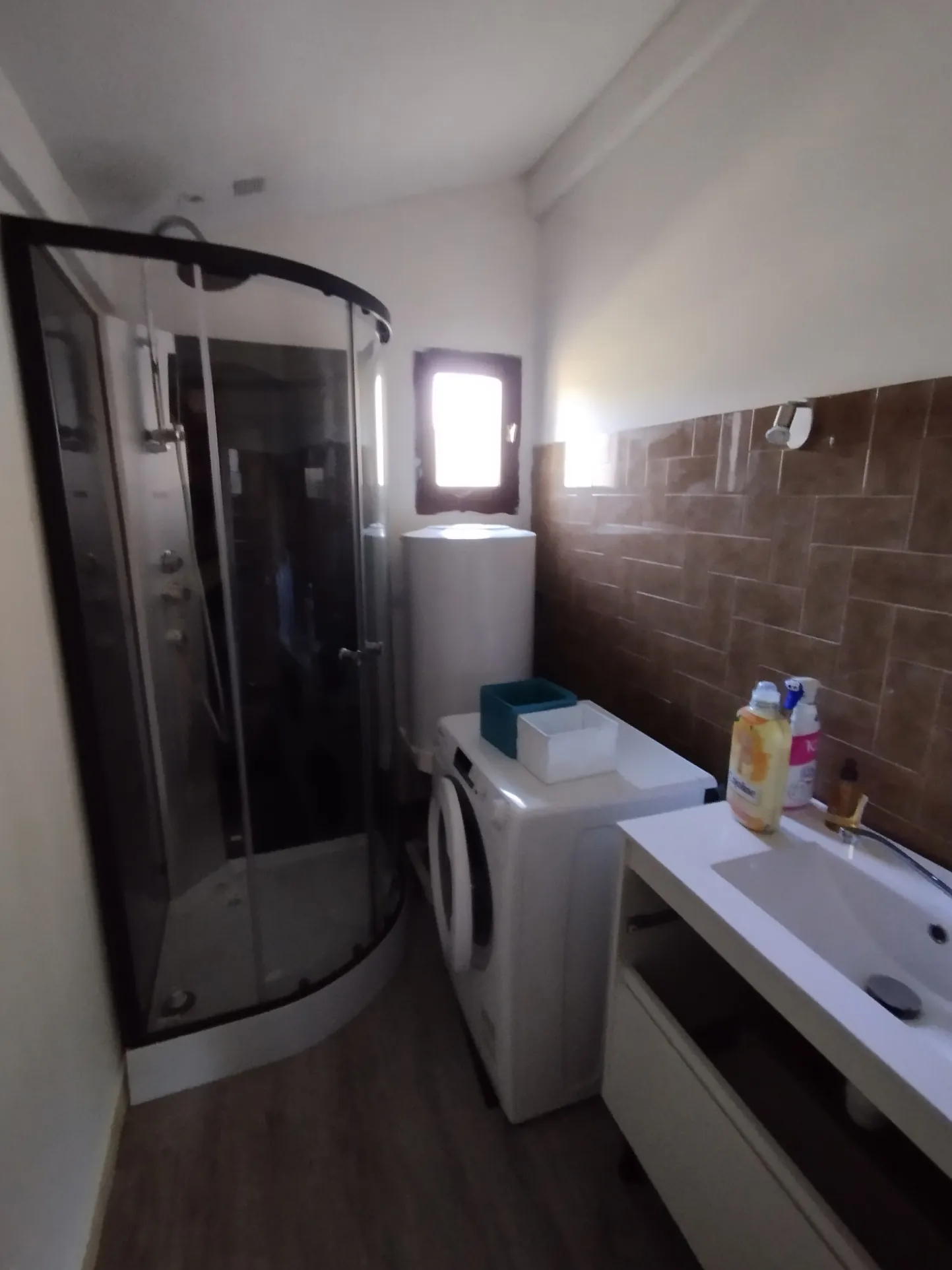 Maison à vendre à Bergerac avec 3 chambres, jardin et rénovation récente 