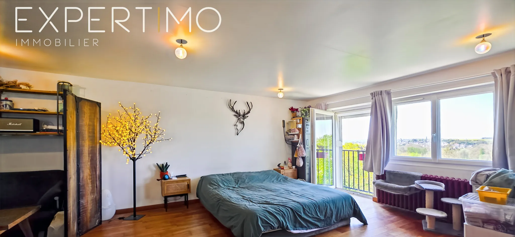 Maison d'architecte à vendre à Méréville – 5 pièces, 122 m², terrain 1699 m² dans un cadre calme 