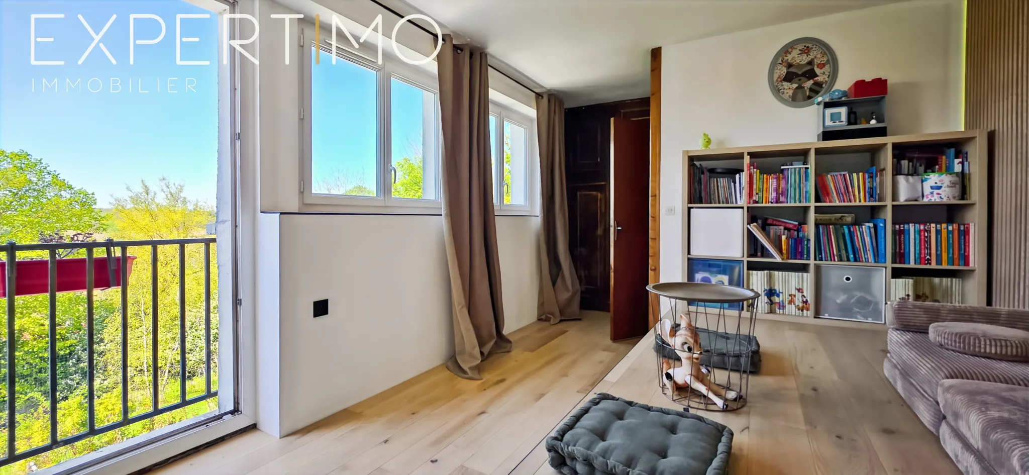 Maison d'architecte à vendre à Méréville – 5 pièces, 122 m², terrain 1699 m² dans un cadre calme 