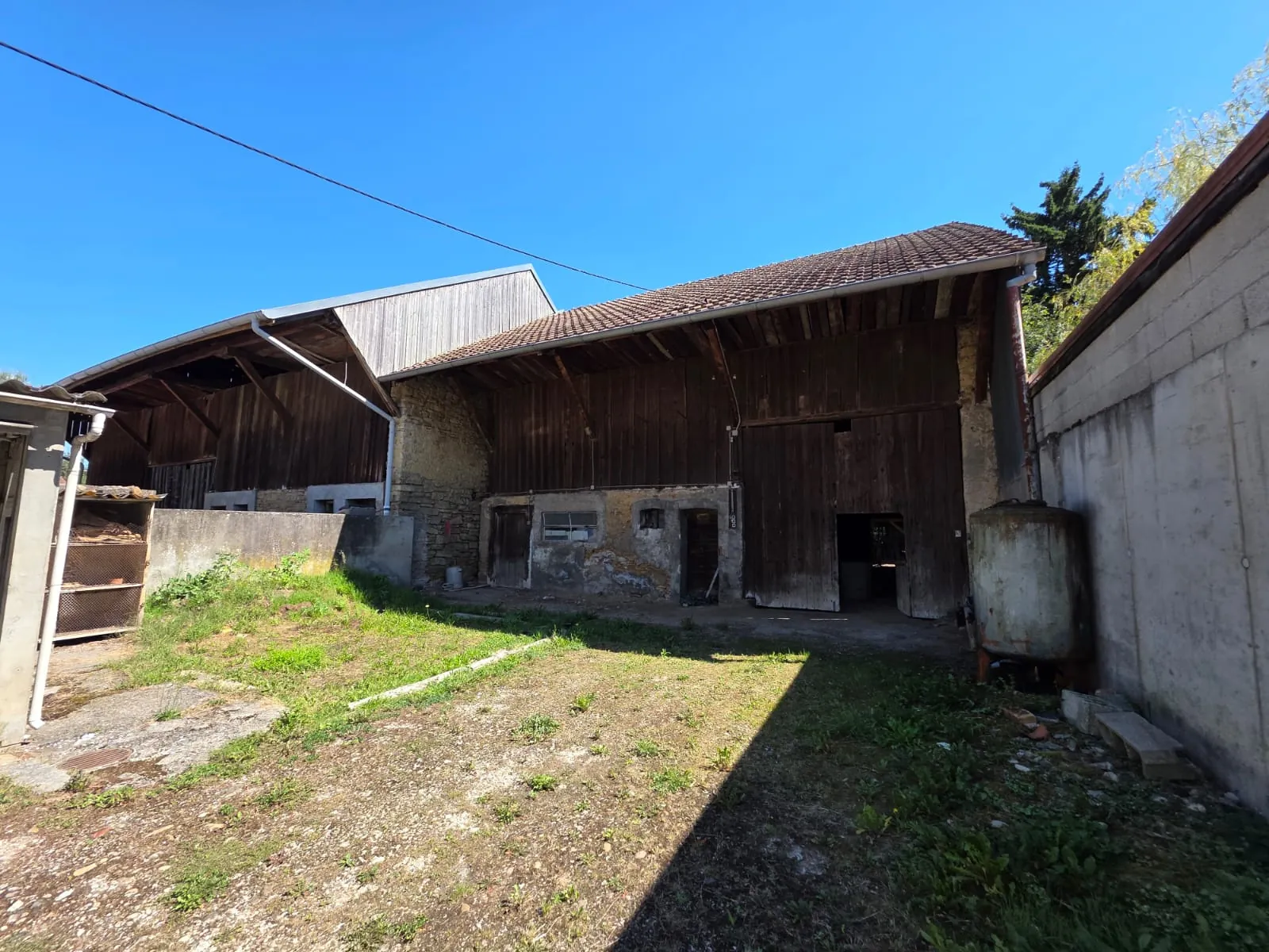 Maison de village à rénover avec dépendance à Hirtzbach, 102 m², terrain 8,49 ares 