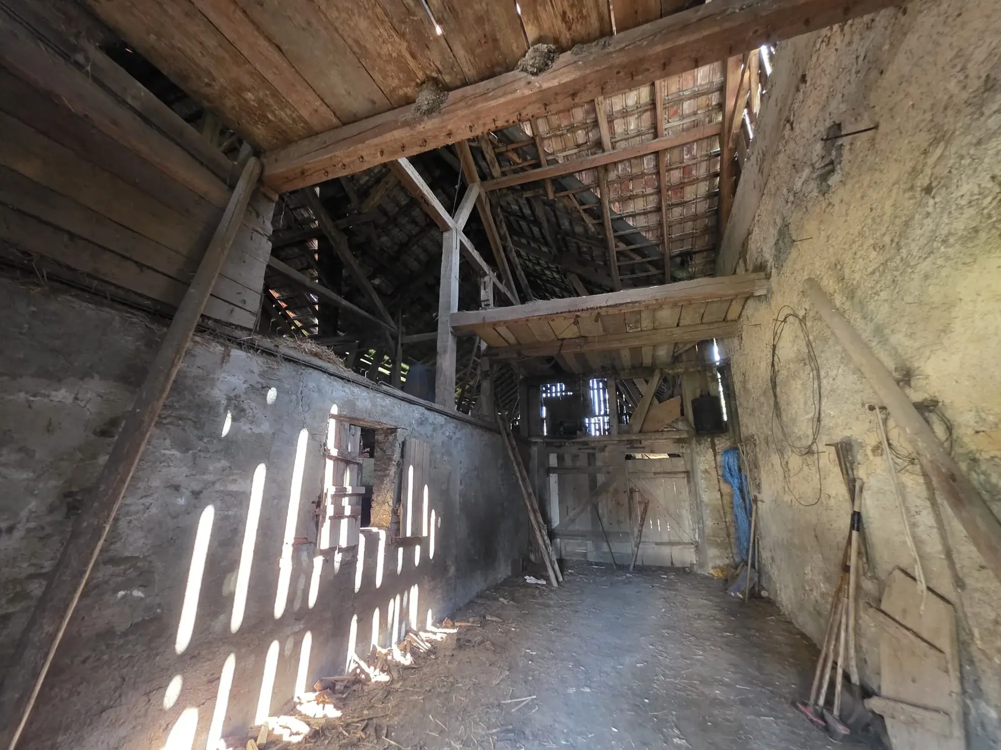 Maison de village à rénover avec dépendance à Hirtzbach, 102 m², terrain 8,49 ares 