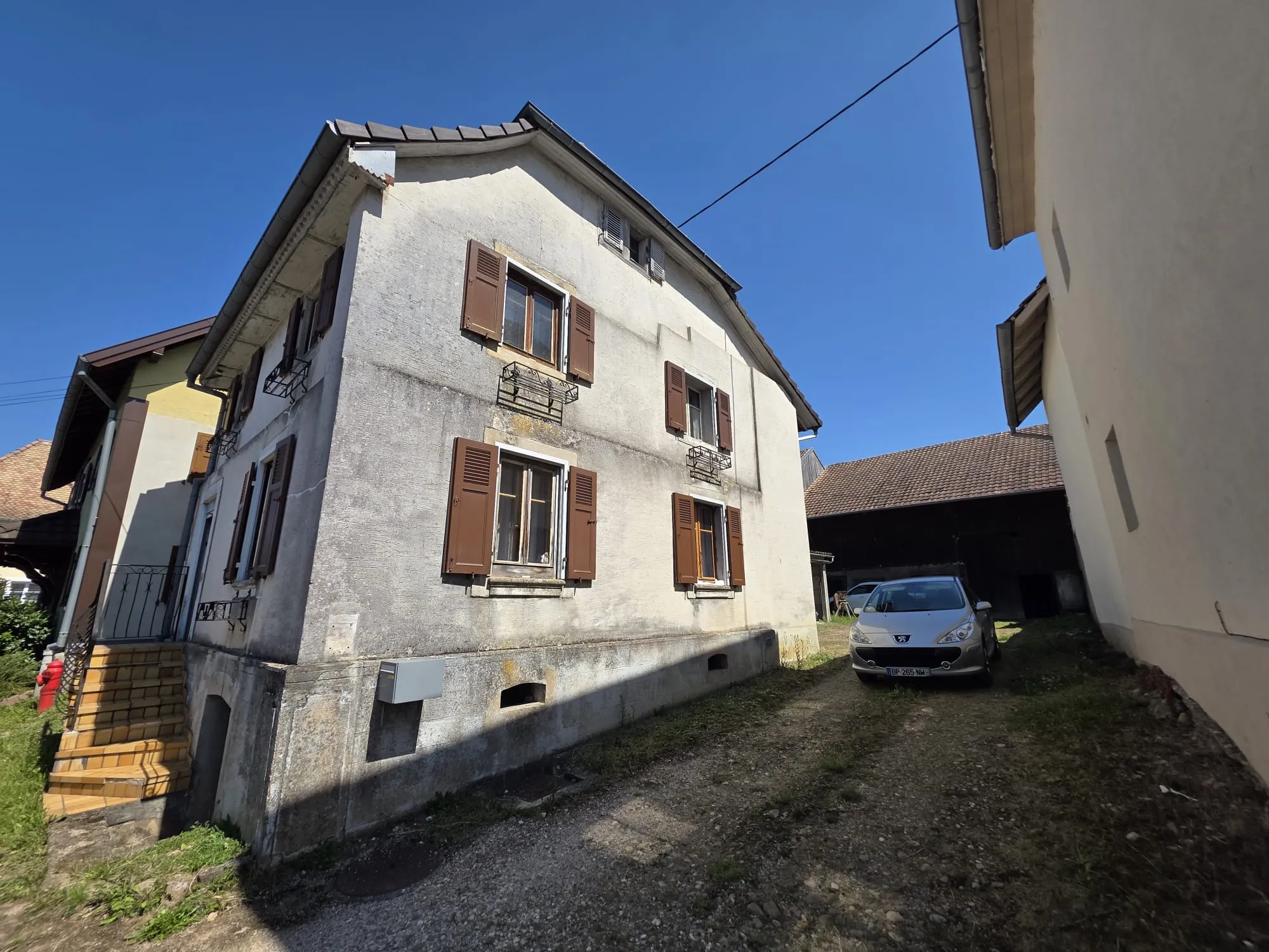 Maison de village à rénover avec dépendance à Hirtzbach, 102 m², terrain 8,49 ares 
