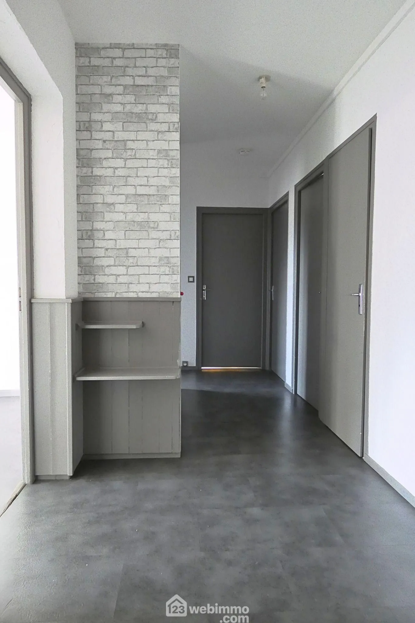 Appartement T4 à vendre à Ugine avec balcons, garage et cave 