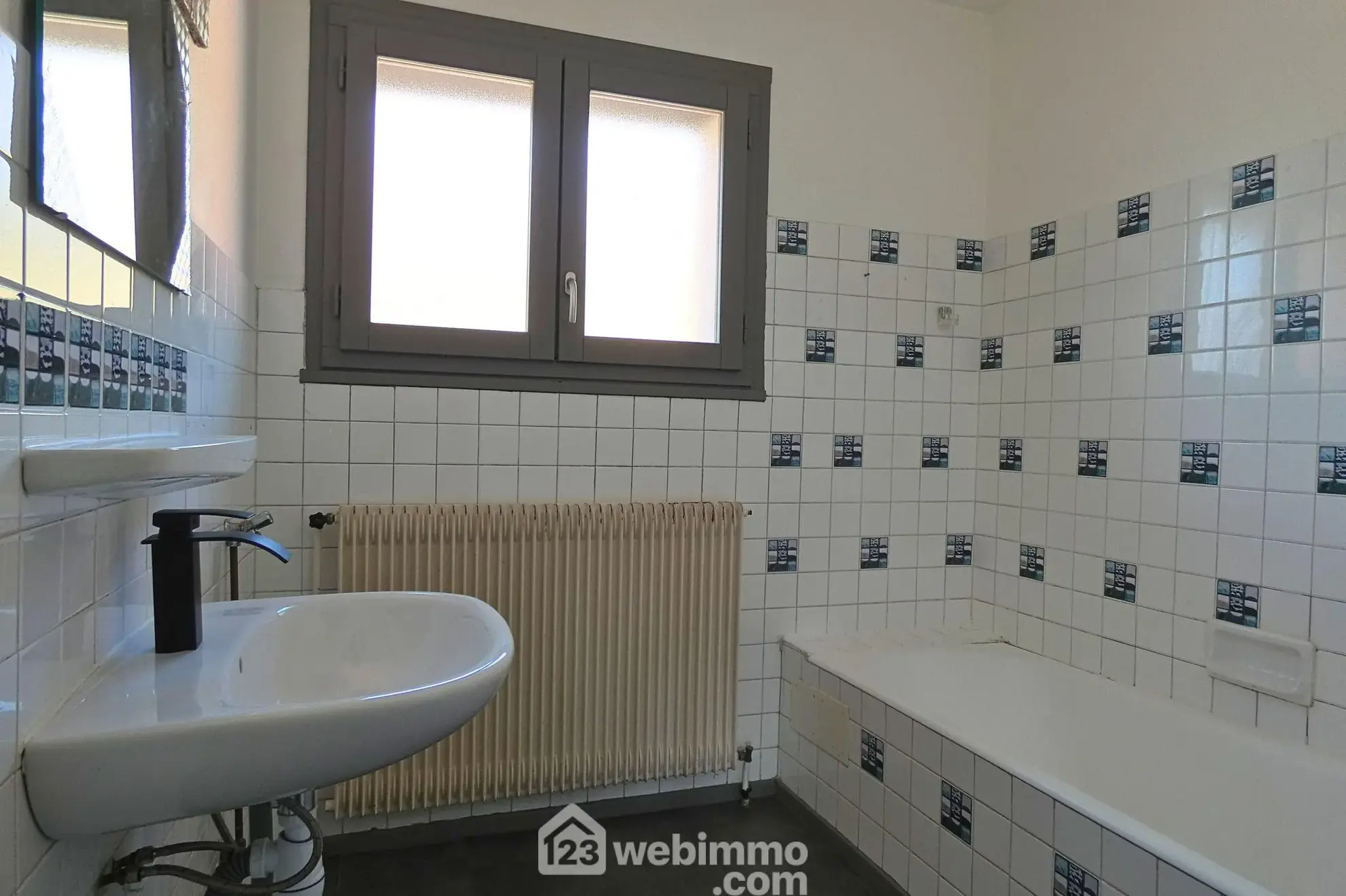 Appartement T4 à vendre à Ugine avec balcons, garage et cave 