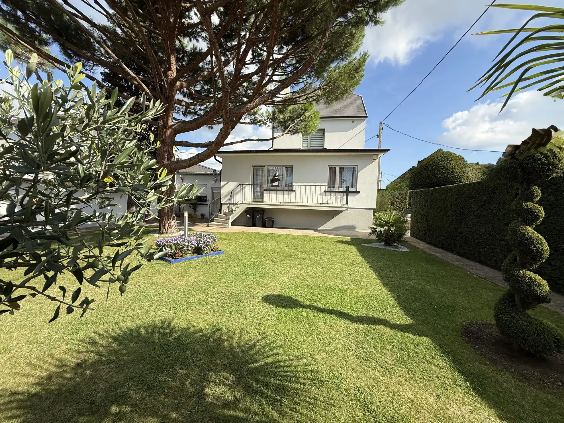 Charmante maison de 116 m² avec local professionnel à Hagondange