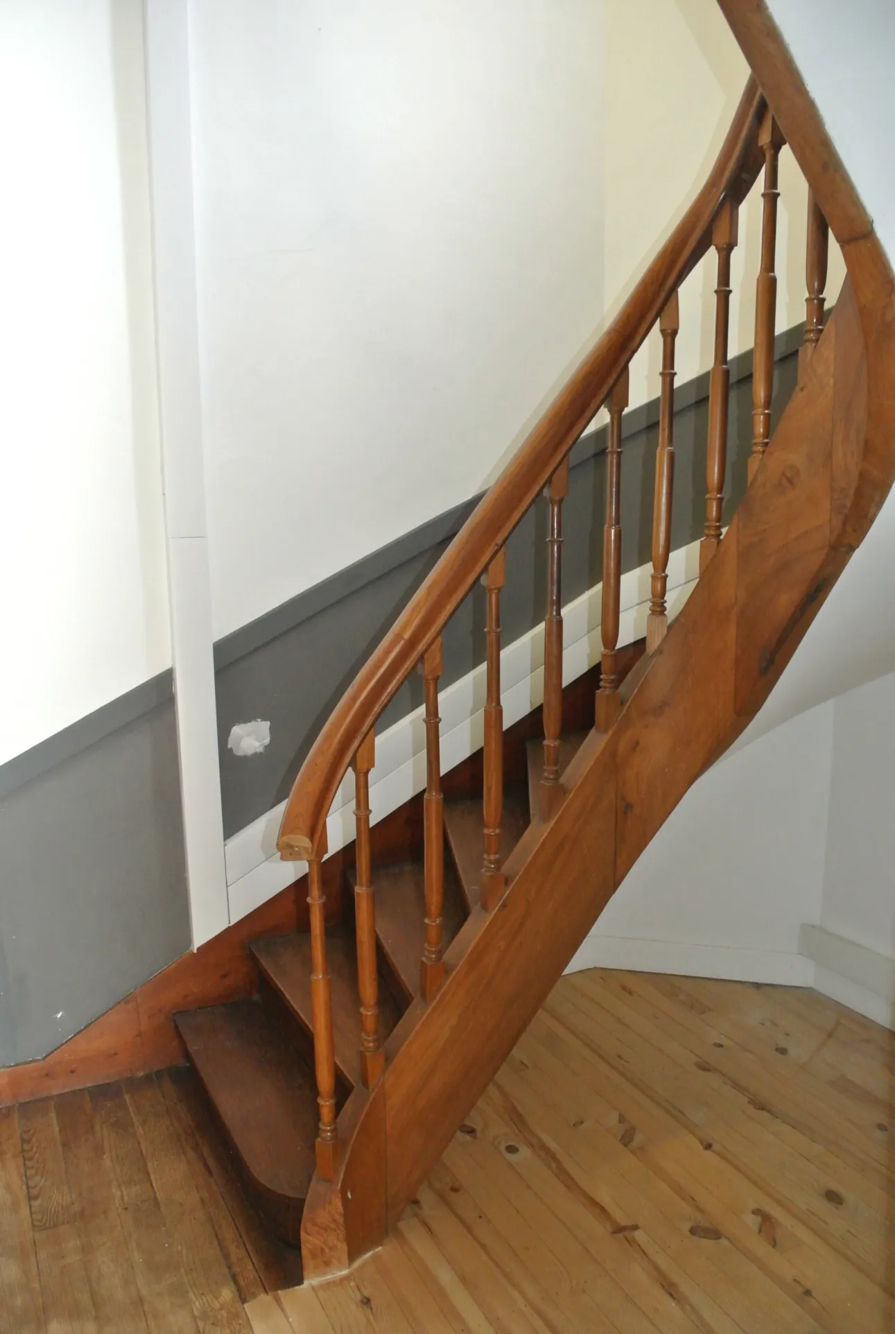 Investissement immobilier à Marmande avec local commercial et appartements loués 