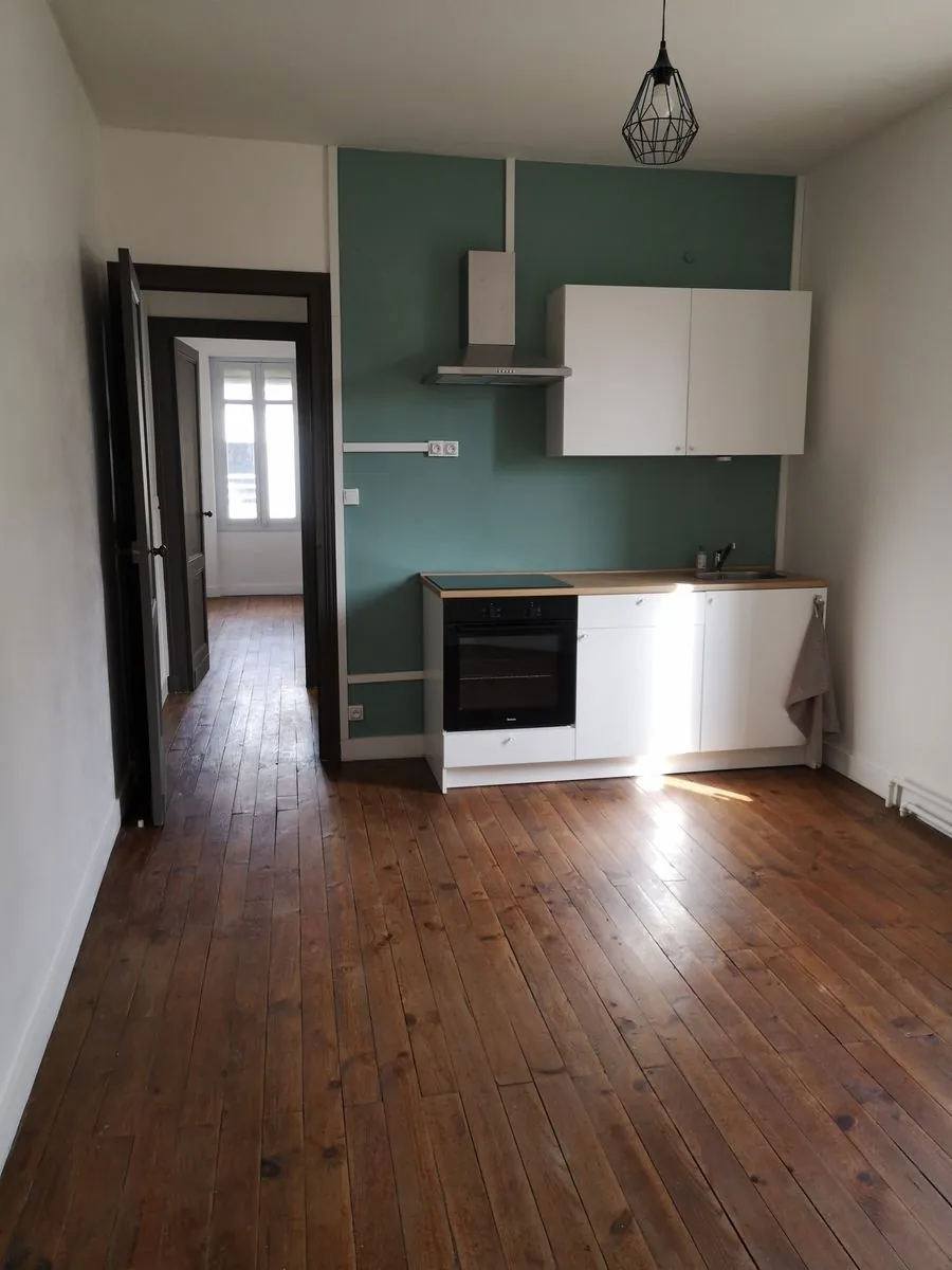 Investissement immobilier à Marmande avec local commercial et appartements loués 