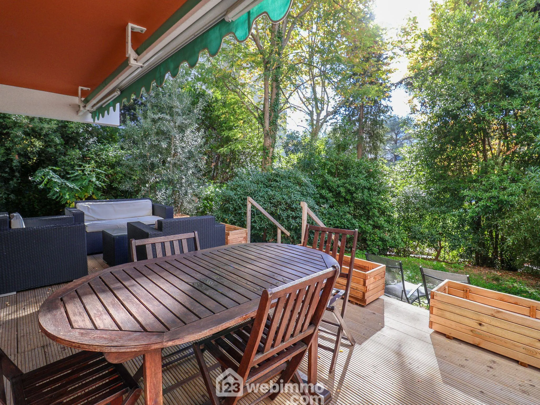 Appartement T2 rénové de 55 m² avec terrasse et jardin à Marseille