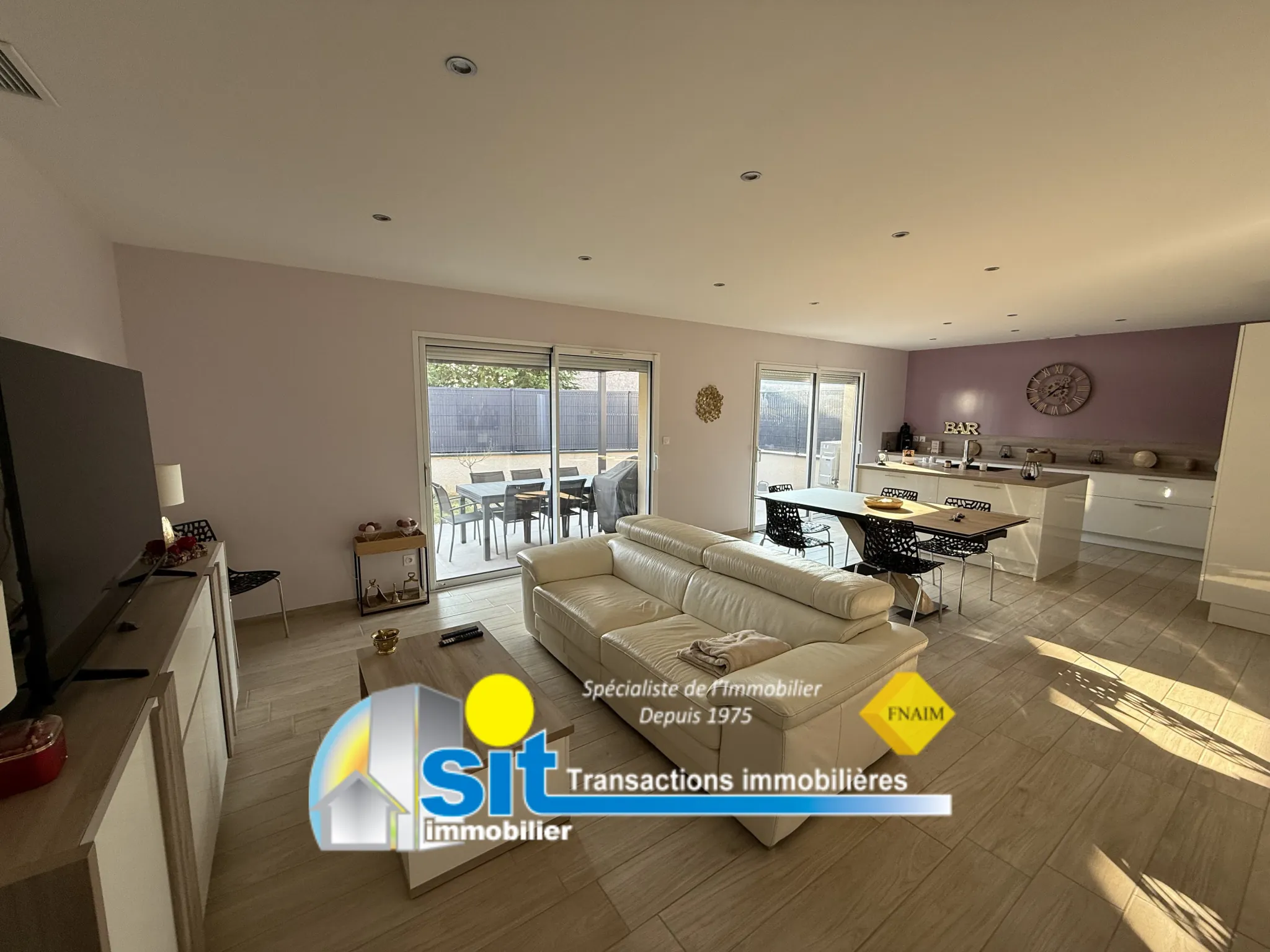 Villa moderne de plain-pied à Reventin-Vaugris, Vienne - 94 m² avec terrasse 