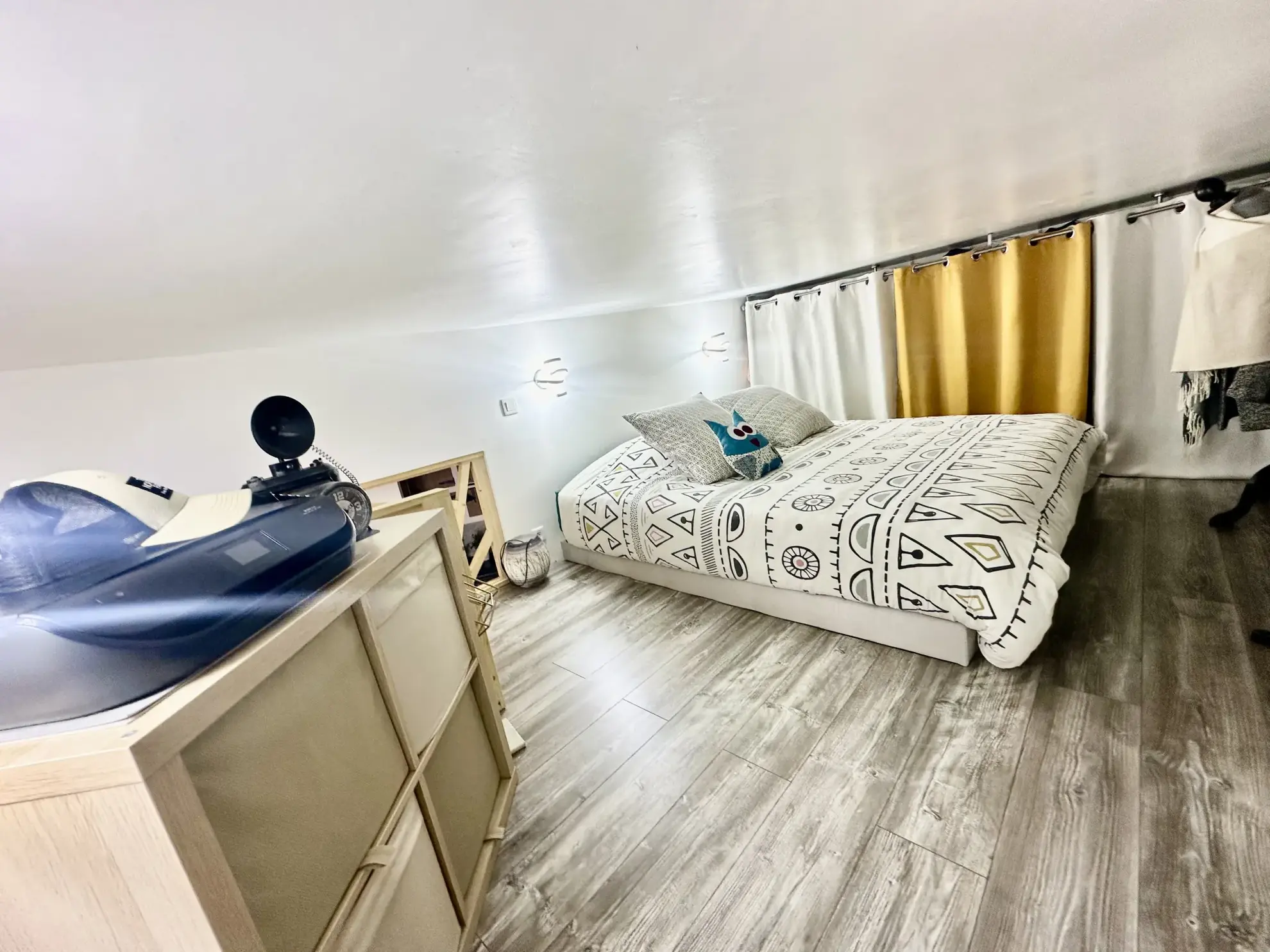 Appartement T4 rénové à Alès proche de la gare – Spacieux et moderne 