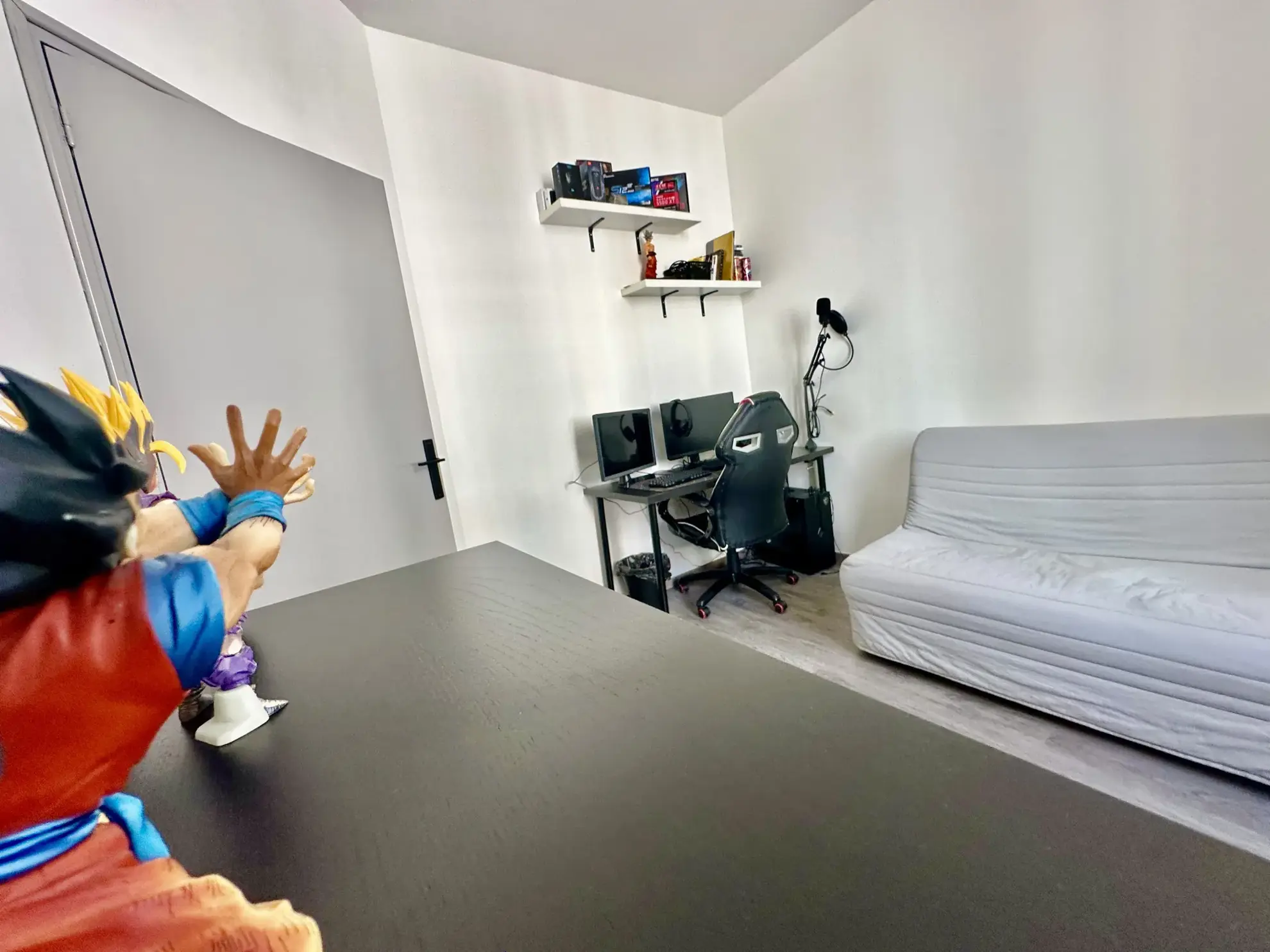 Appartement T4 rénové à Alès proche de la gare – Spacieux et moderne 