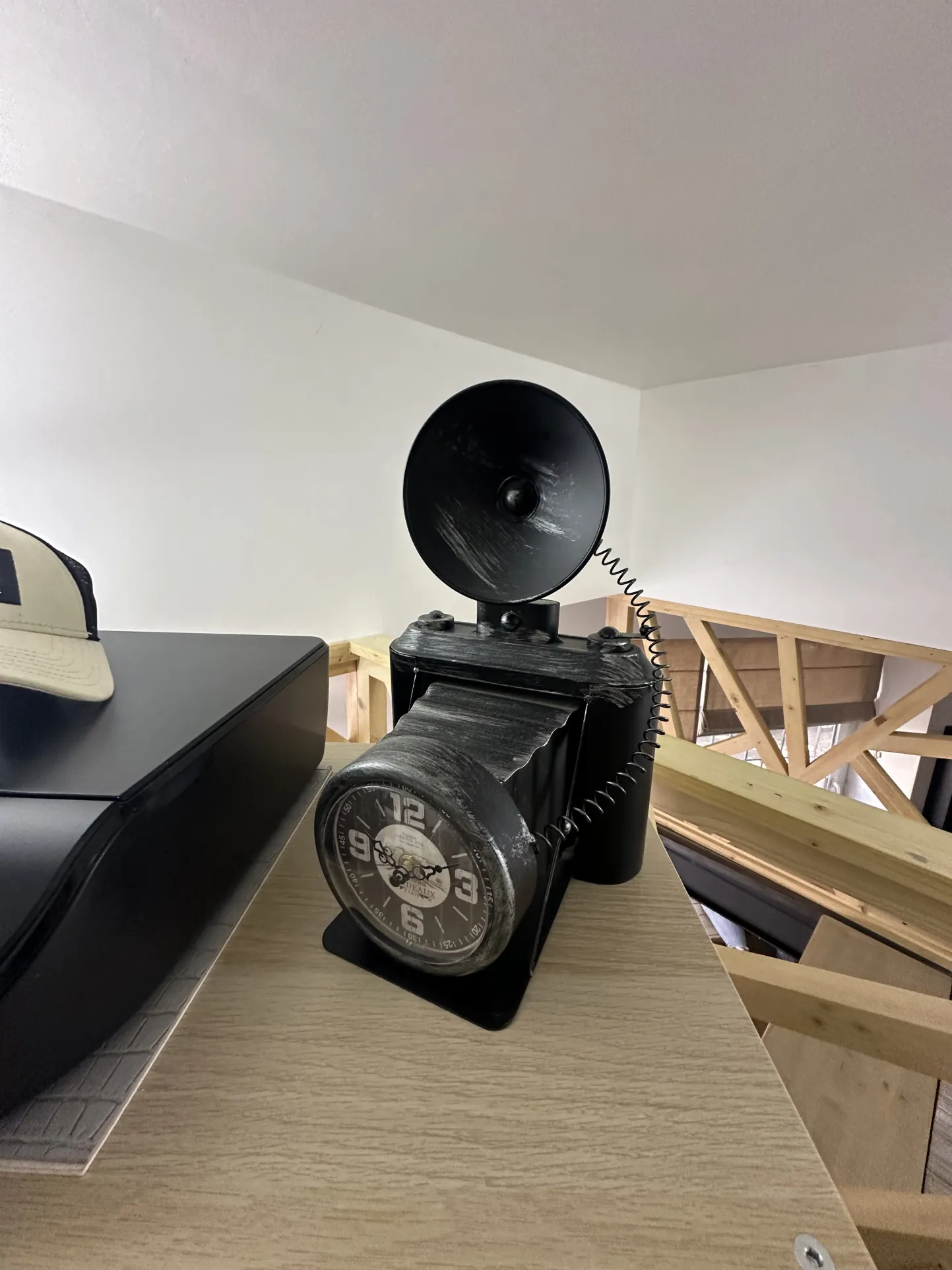 Appartement T4 rénové à Alès proche de la gare – Spacieux et moderne 