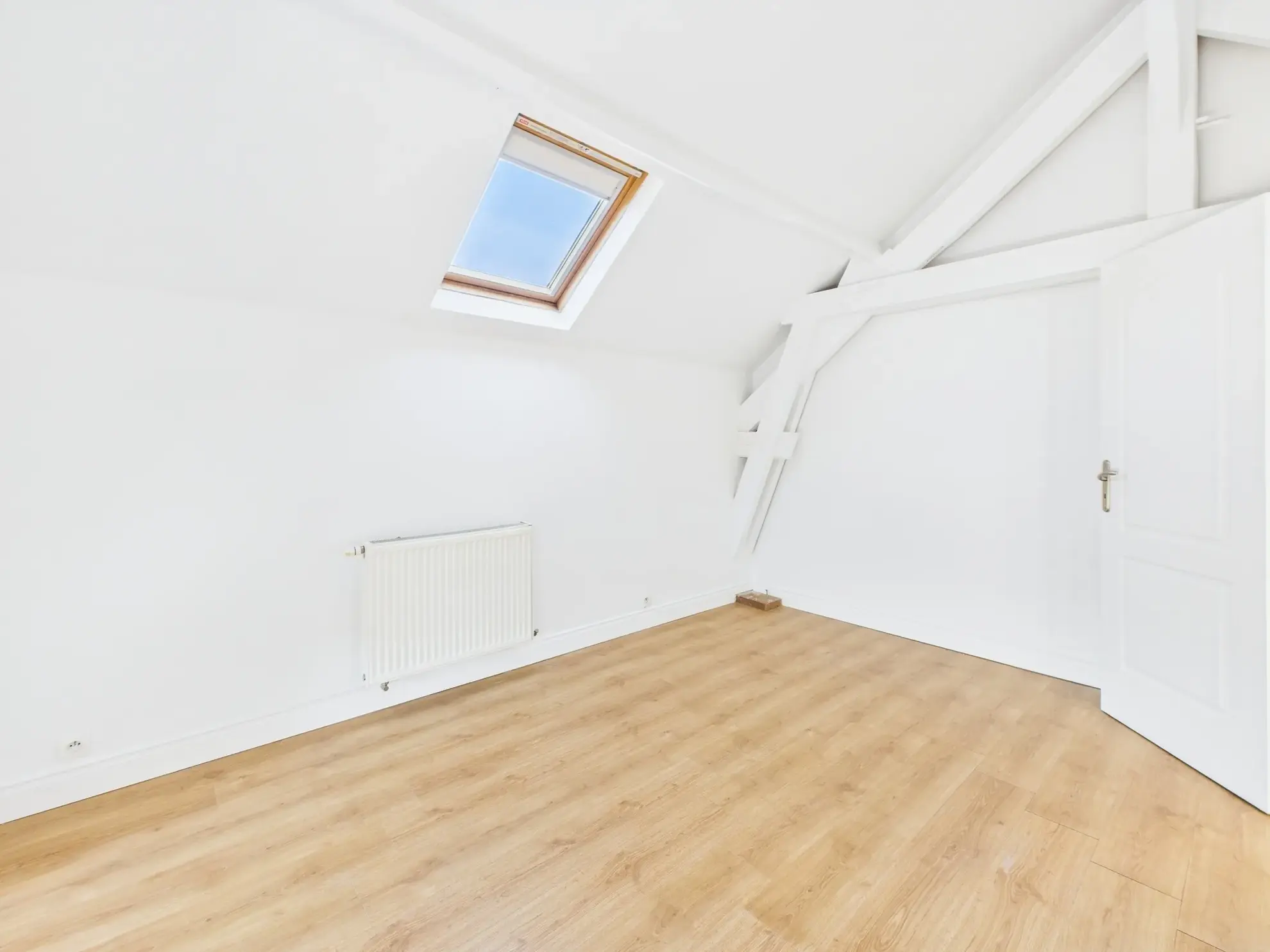 Maison rénovée de 88 m² avec 3 chambres et terrasse proche Nemours et Fontainebleau 