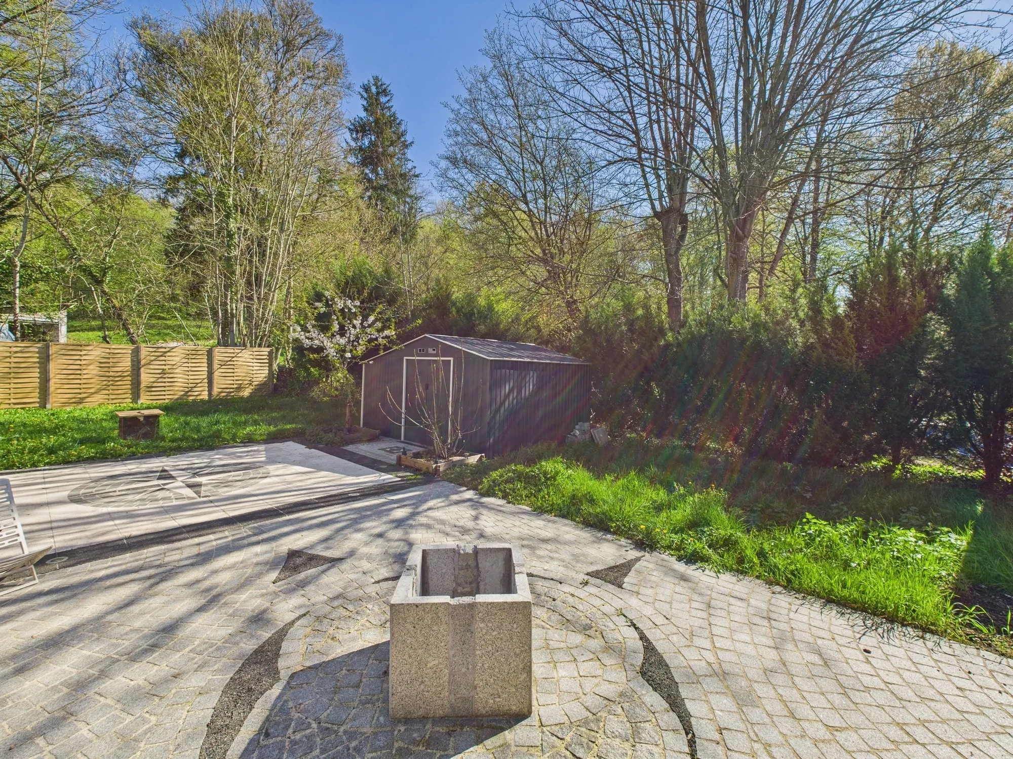 Maison rénovée de 88 m² avec 3 chambres et terrasse proche Nemours et Fontainebleau 