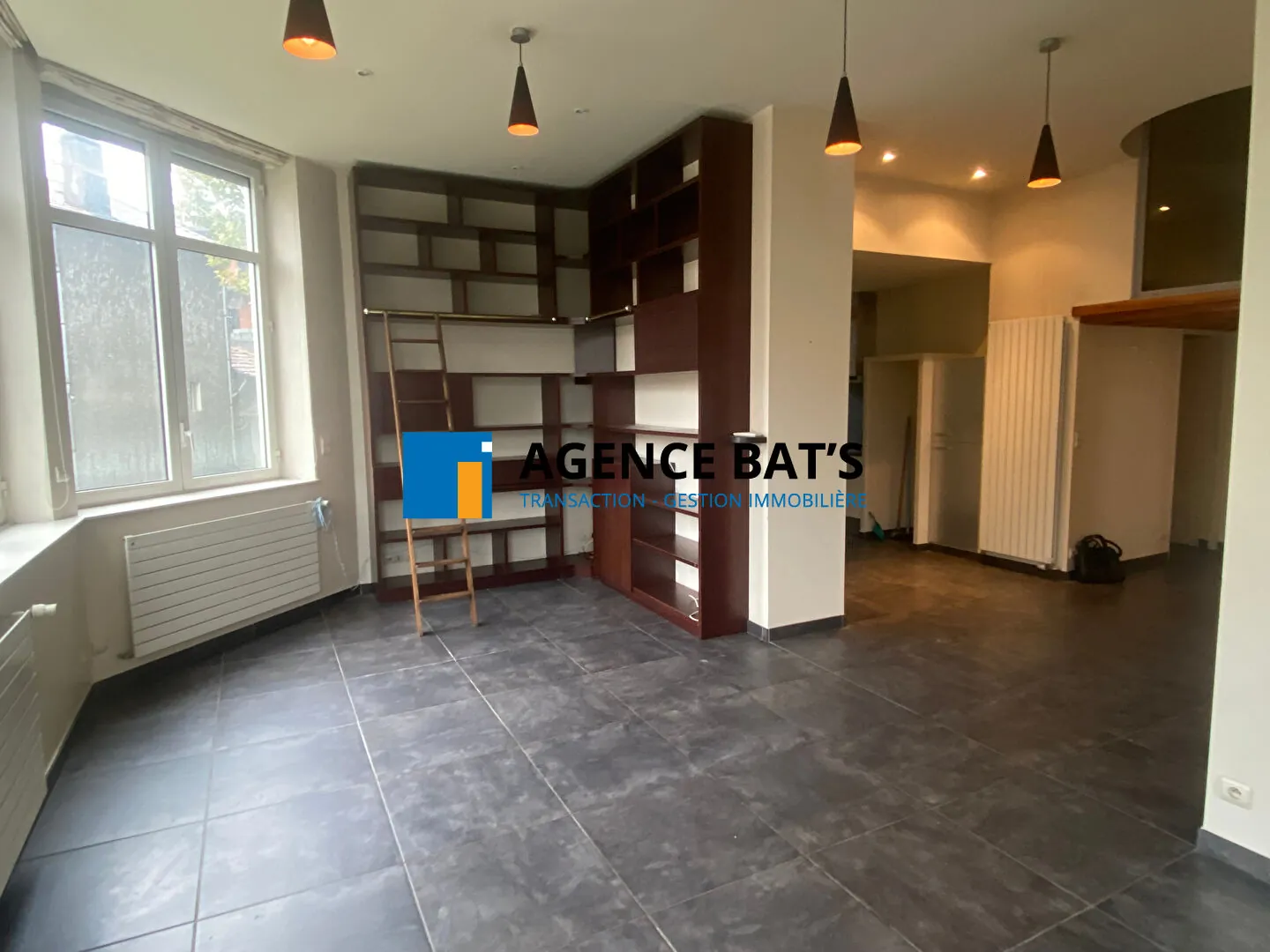 Appartement de standing à vendre à Saint-Étienne avec 2 chambres et terrasse