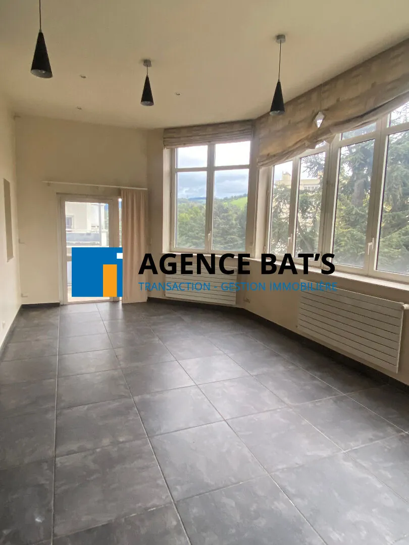 A vendre appartement lumineux de 89 m² à Saint-Étienne dans résidence sécurisée 