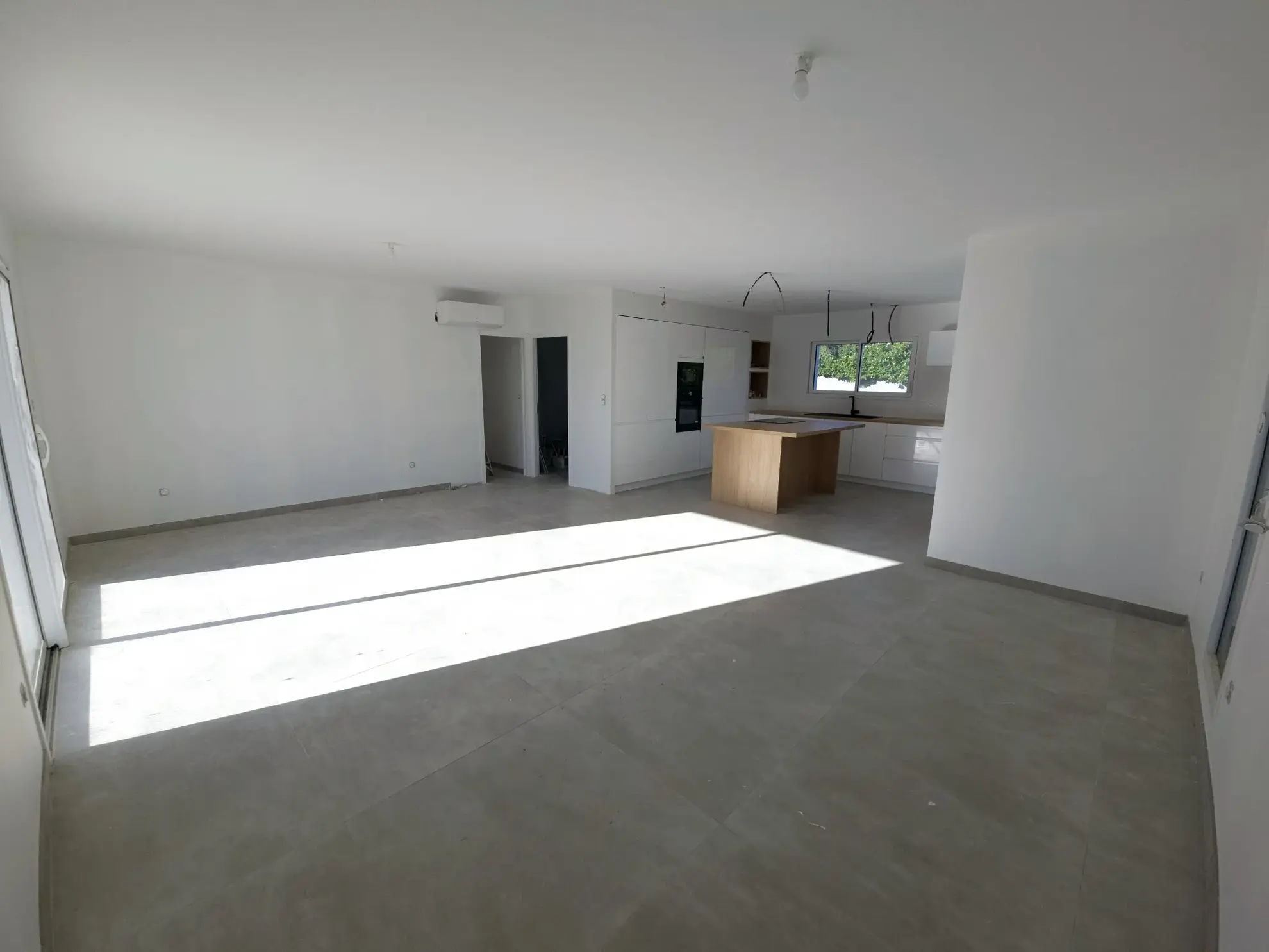 Maison neuve à Tarbes de 110 m² avec 3 chambres, terrasse et carport 