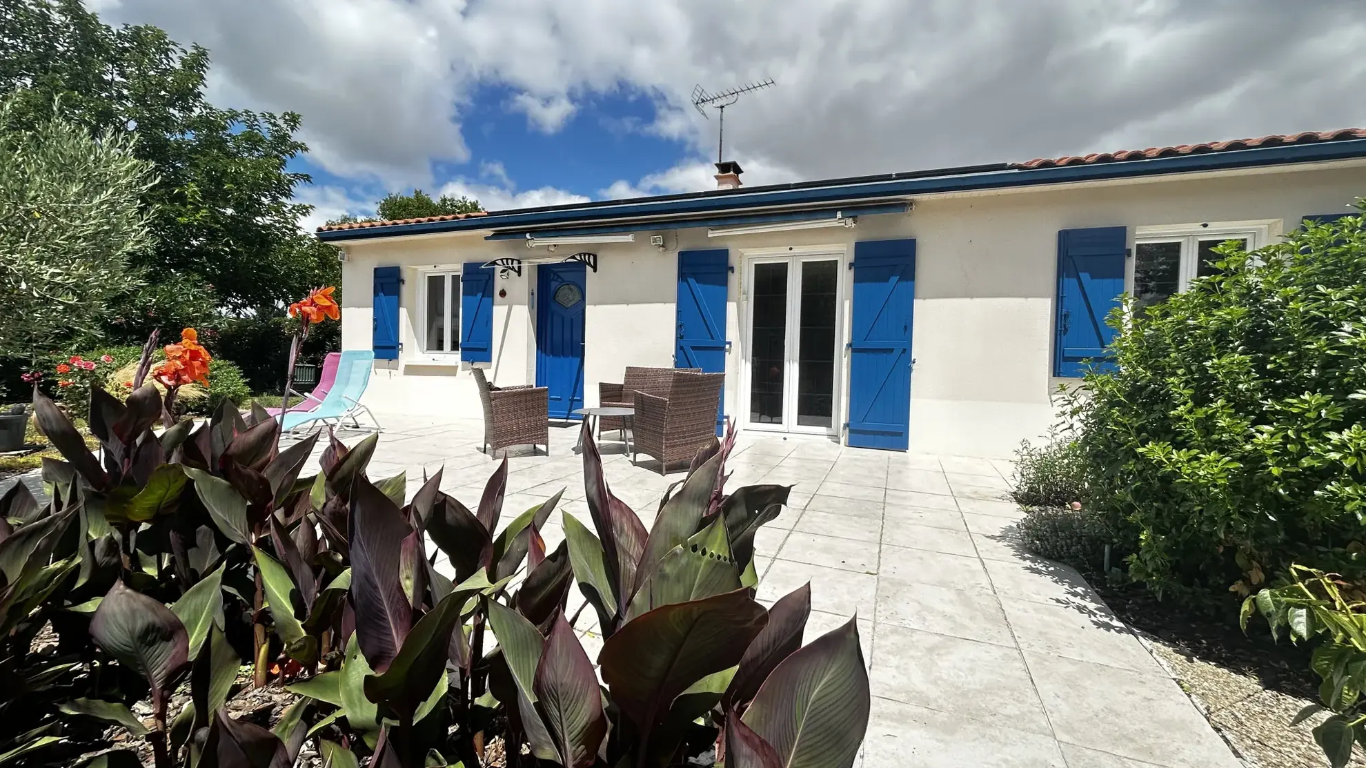 Acheter maison de plain-pied avec studio indépendant à Coulon, Marais Poitevin 